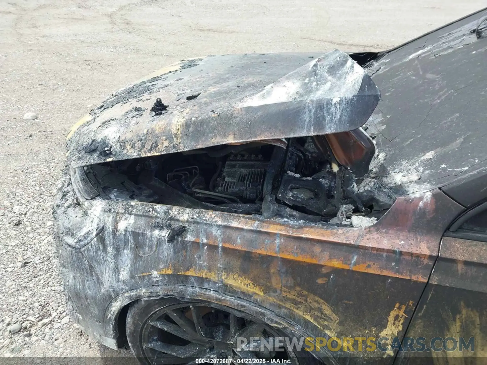 12 fotografías del automóvil dañado WA1VXBF73MD021287 AUDI Q7 2021
