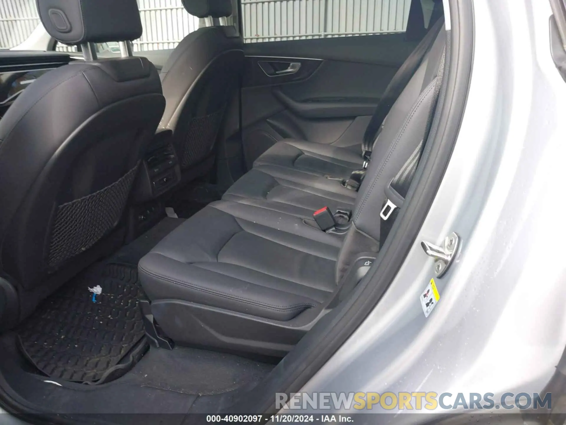 8 fotografías del automóvil dañado WA1AJBF76ND002119 AUDI Q7 2022