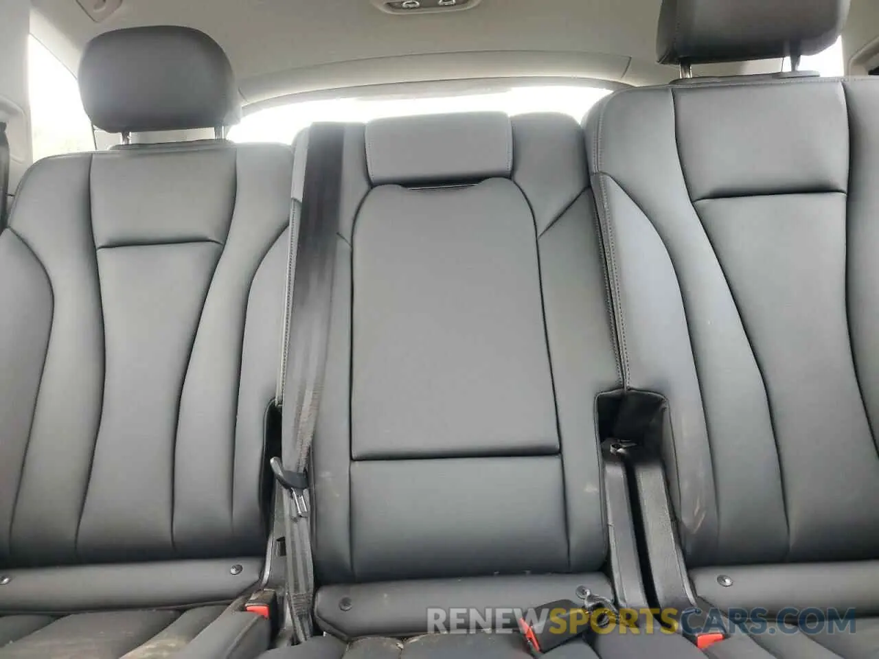 10 fotografías del automóvil dañado WA1ACBF73PD002480 AUDI Q7 2023