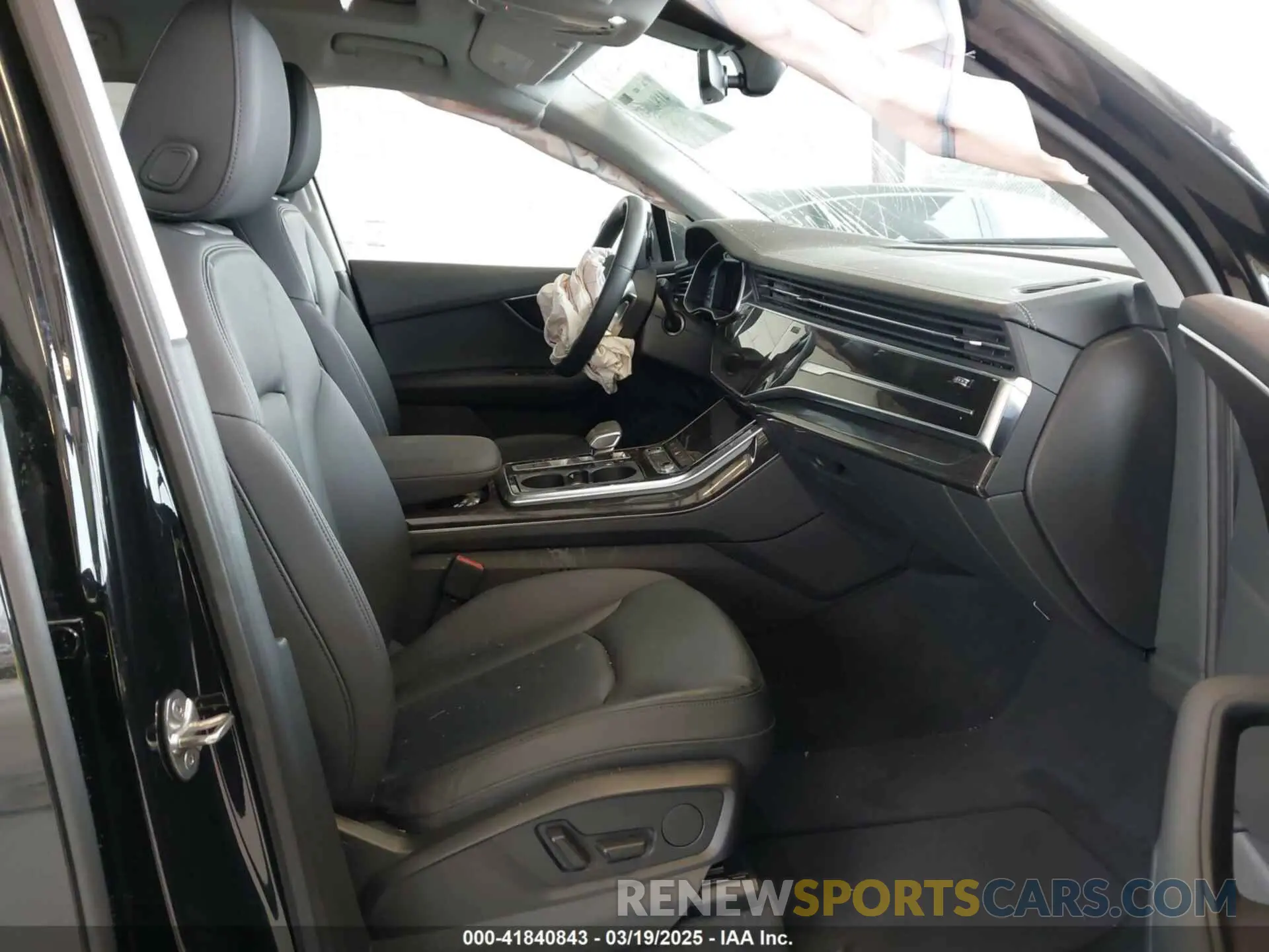 5 fotografías del automóvil dañado WA1AXBF77PD014684 AUDI Q7 2023