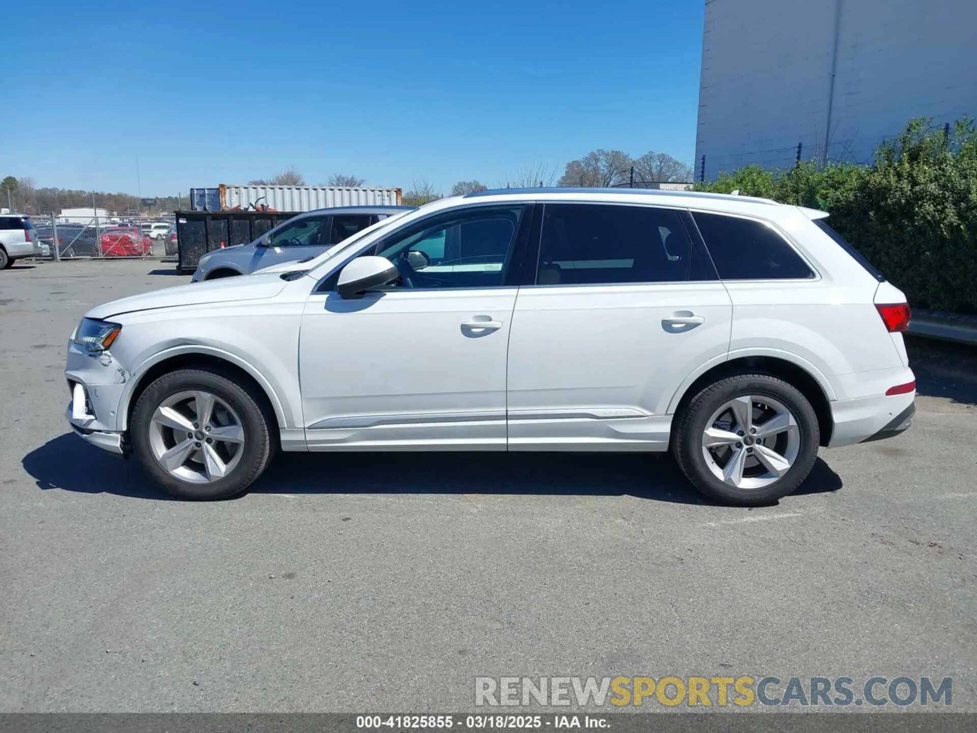 14 fotografías del automóvil dañado WA1LCBF72PD031042 AUDI Q7 2023