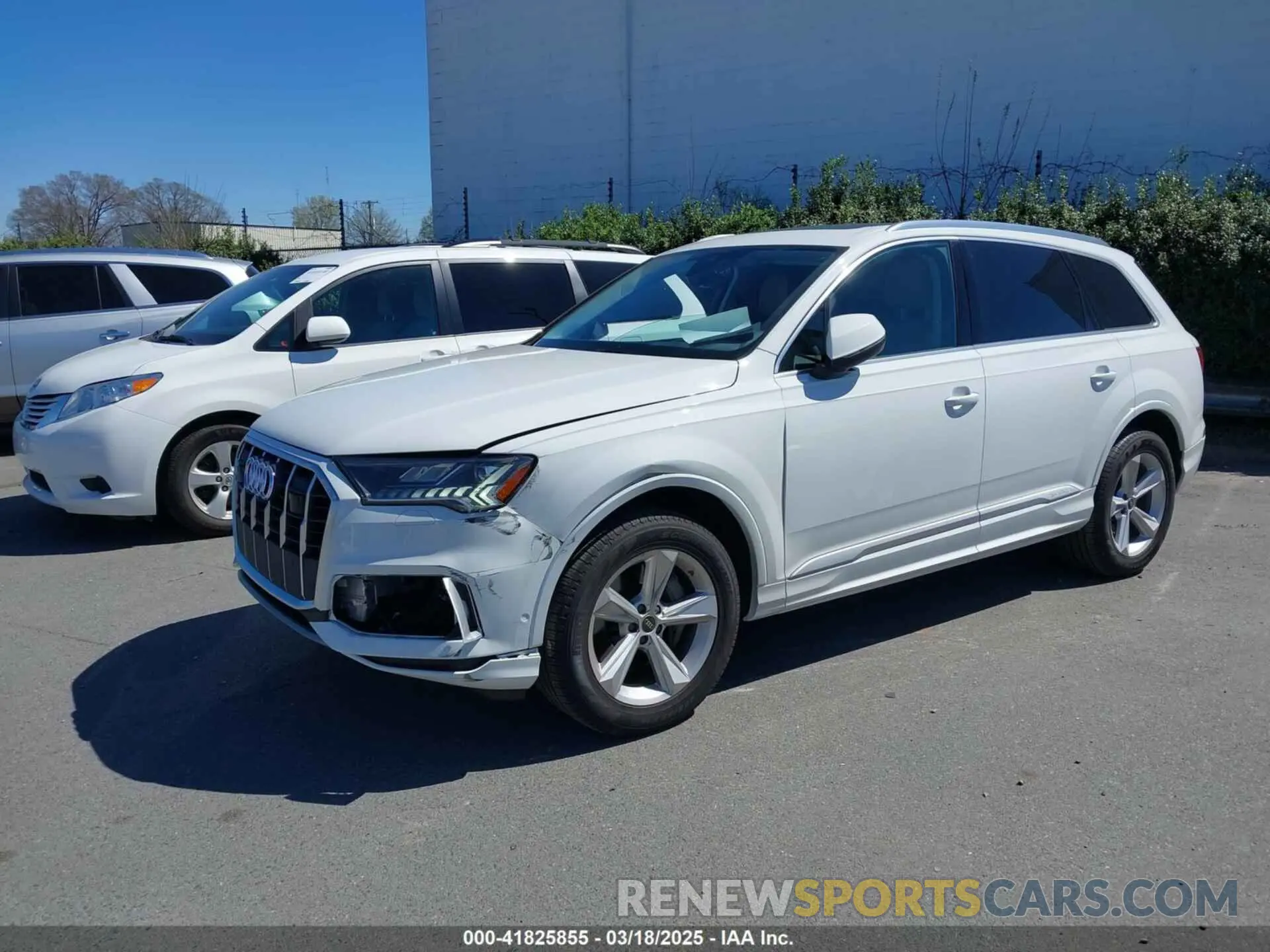 2 fotografías del automóvil dañado WA1LCBF72PD031042 AUDI Q7 2023