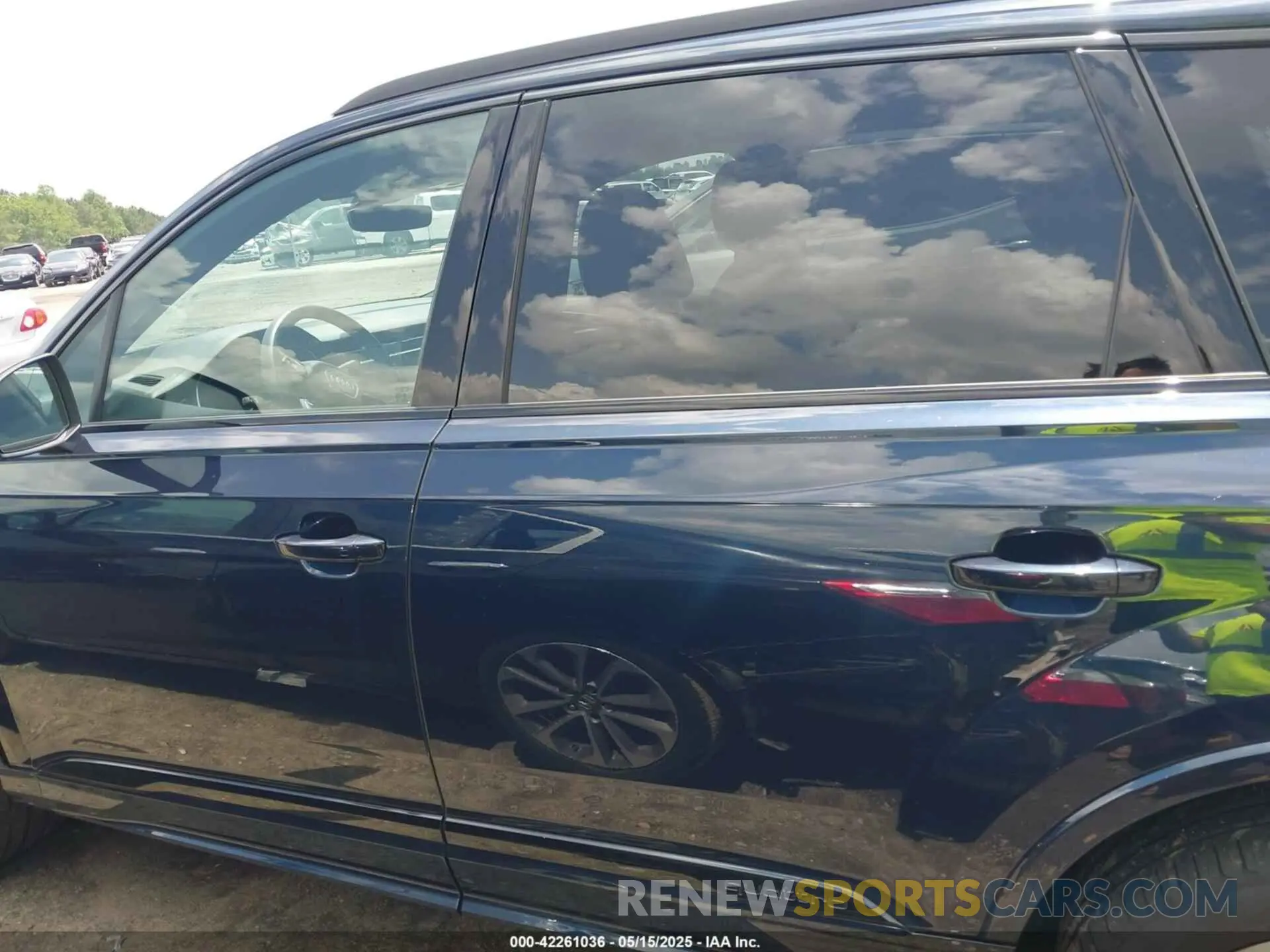 15 fotografías del automóvil dañado WA1LCBF73PD027257 AUDI Q7 2023