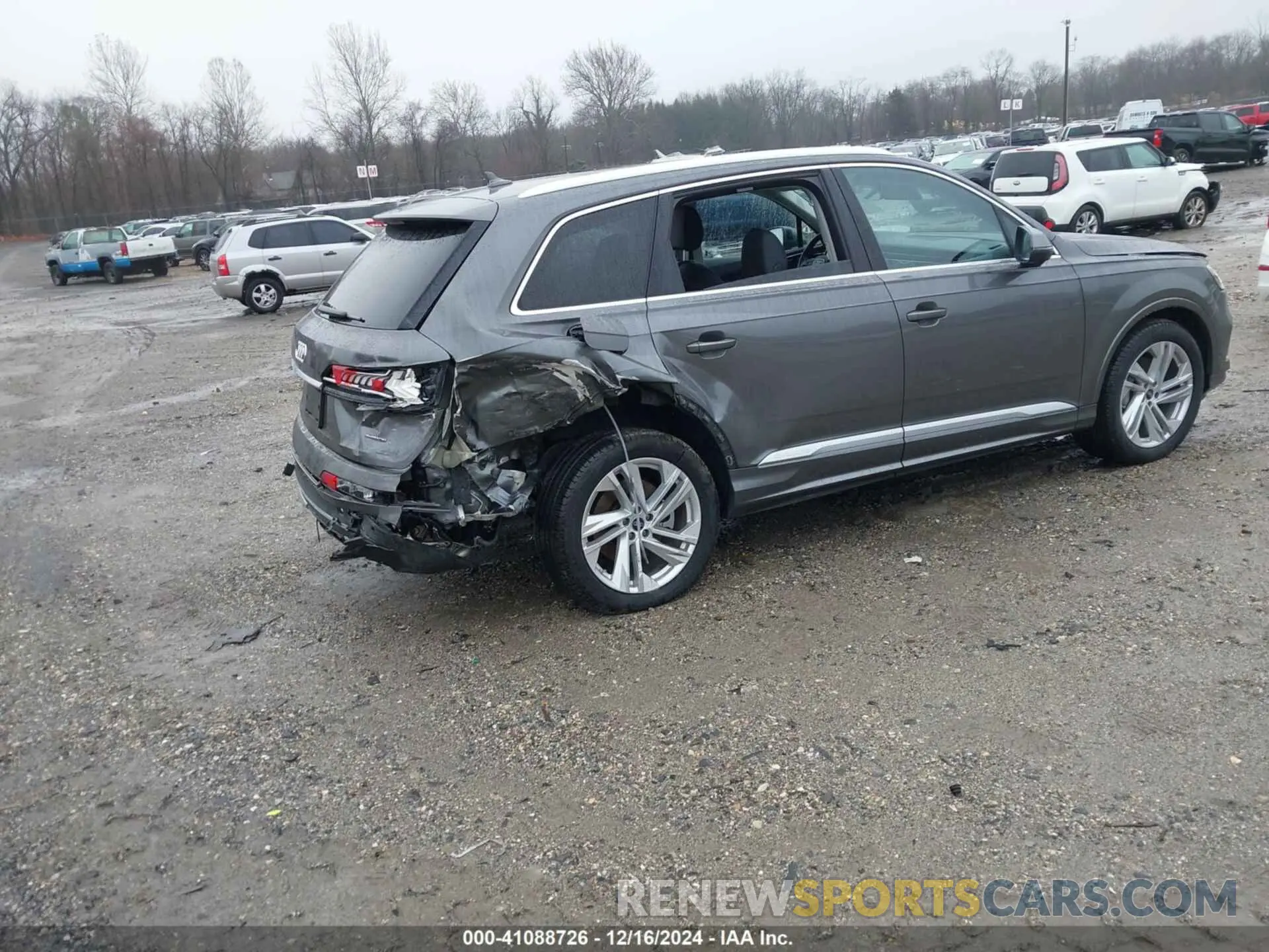 4 fotografías del automóvil dañado WA1LCBF75PD019550 AUDI Q7 2023