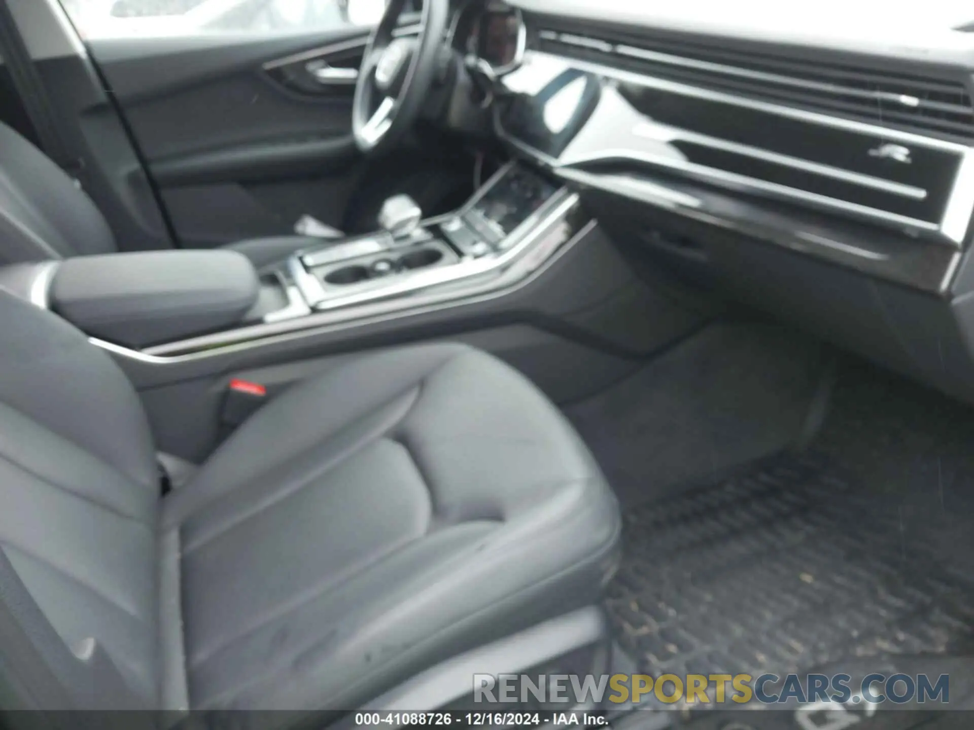 5 fotografías del automóvil dañado WA1LCBF75PD019550 AUDI Q7 2023