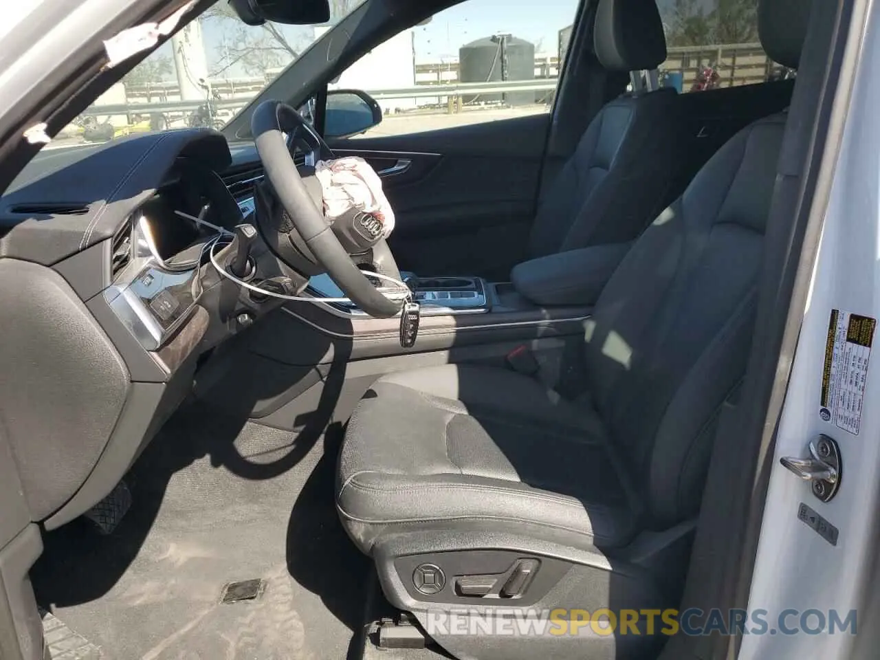 7 fotografías del automóvil dañado WA1LCBF75PD022836 AUDI Q7 2023