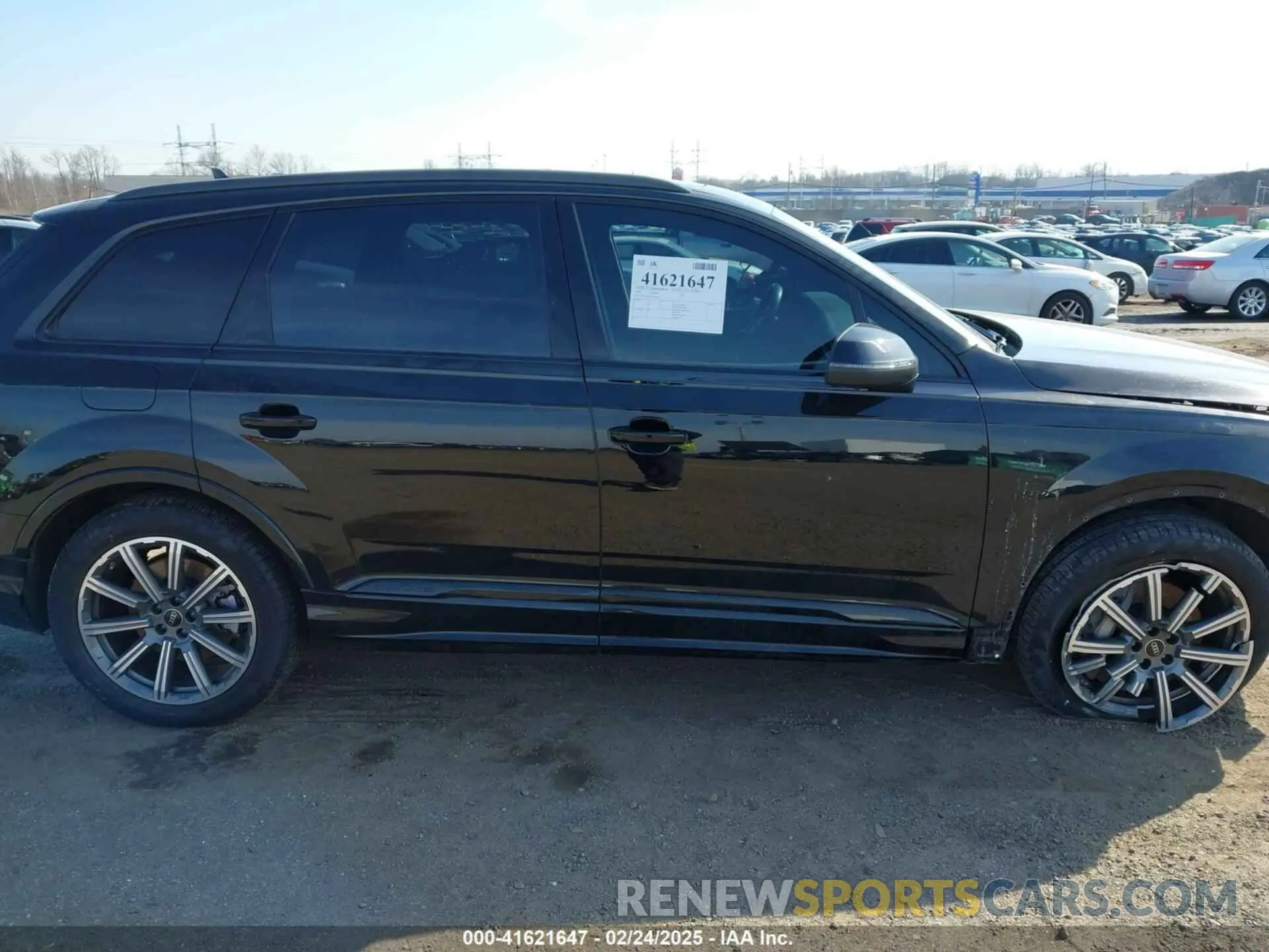 13 fotografías del automóvil dañado WA1LCBF77PD021834 AUDI Q7 2023