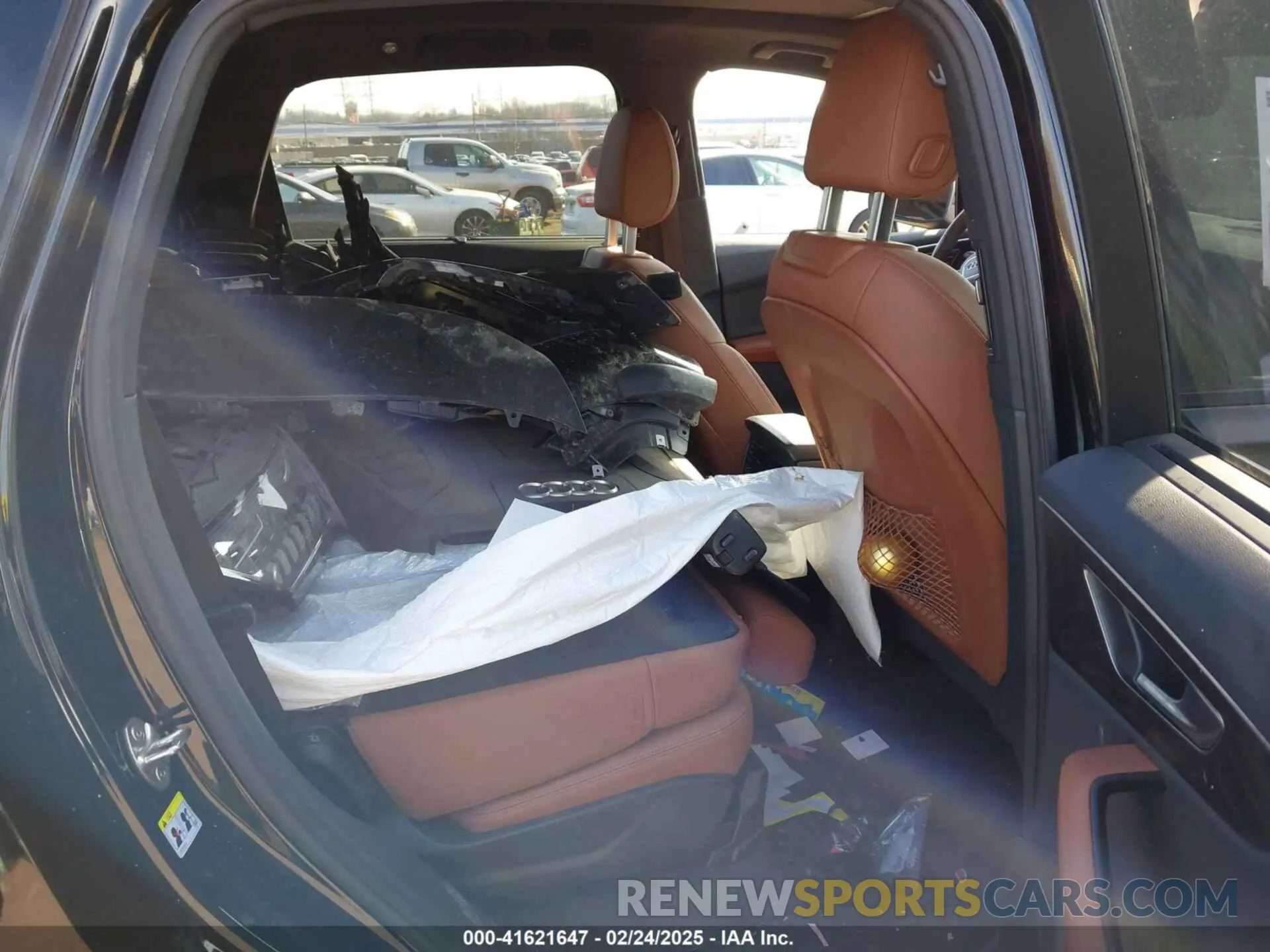 8 fotografías del automóvil dañado WA1LCBF77PD021834 AUDI Q7 2023