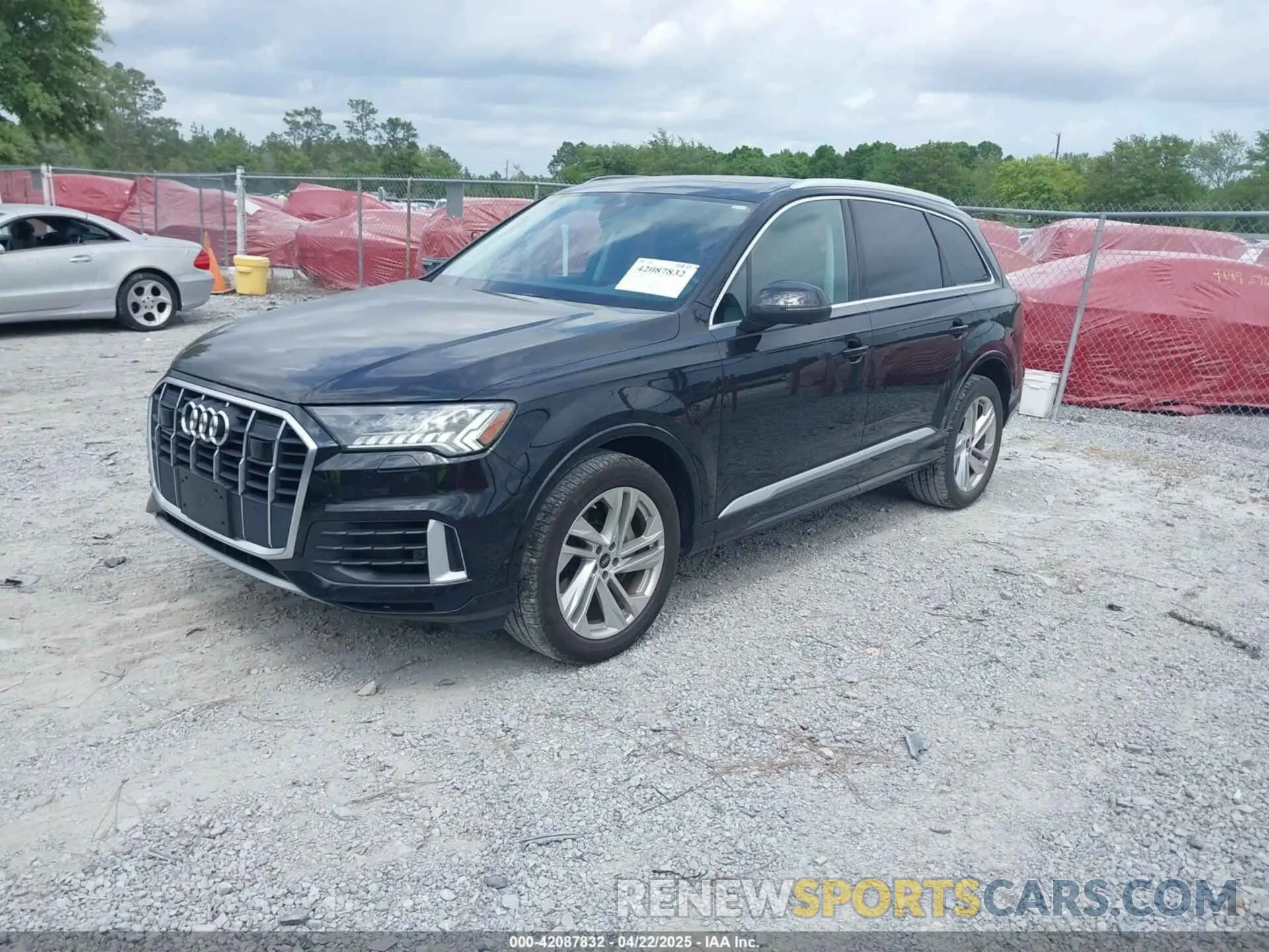 2 fotografías del automóvil dañado WA1LXBF70PD010789 AUDI Q7 2023
