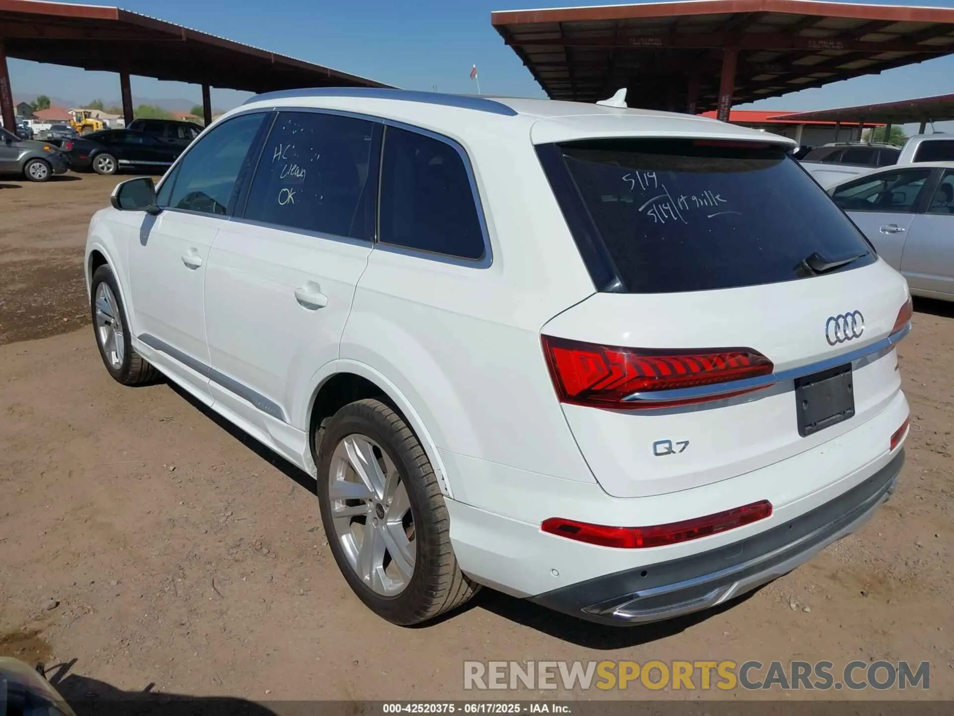 3 fotografías del automóvil dañado WA1LXBF71PD009599 AUDI Q7 2023