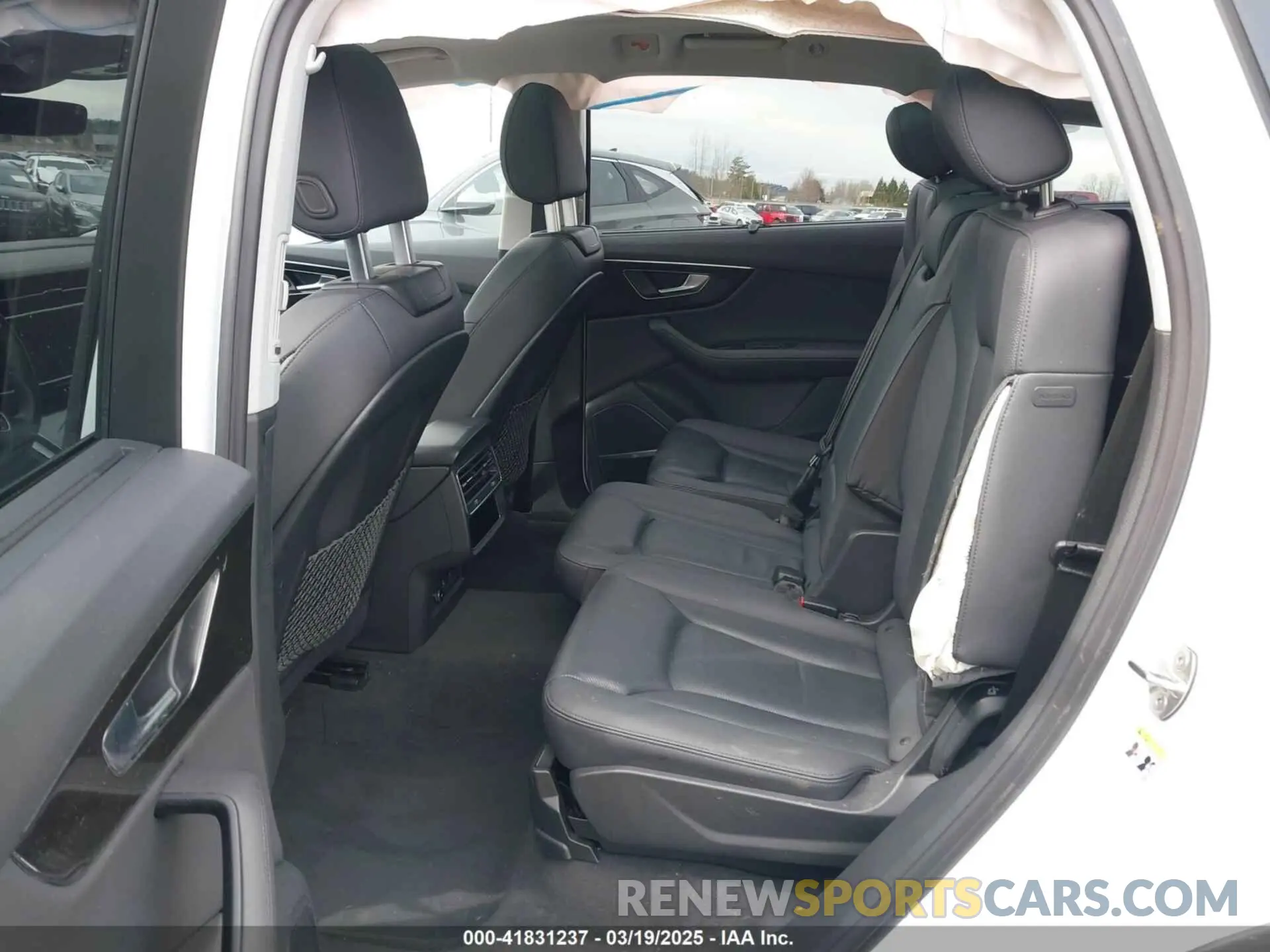 8 fotografías del automóvil dañado WA1LXBF73PD001777 AUDI Q7 2023
