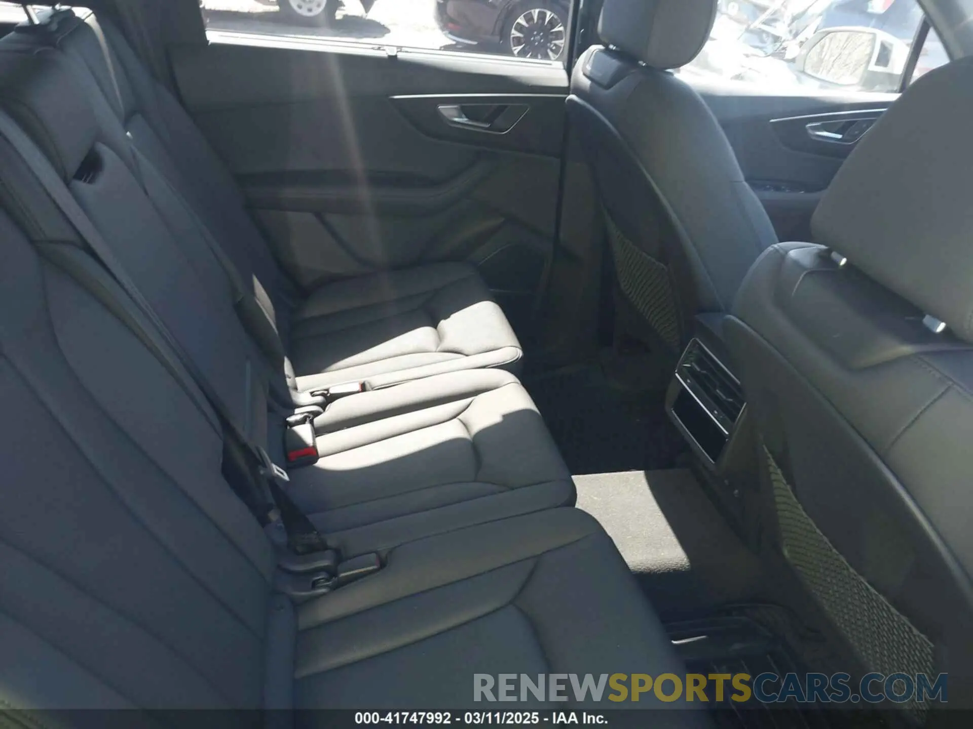 8 fotografías del automóvil dañado WA1VXBF73PD025067 AUDI Q7 2023