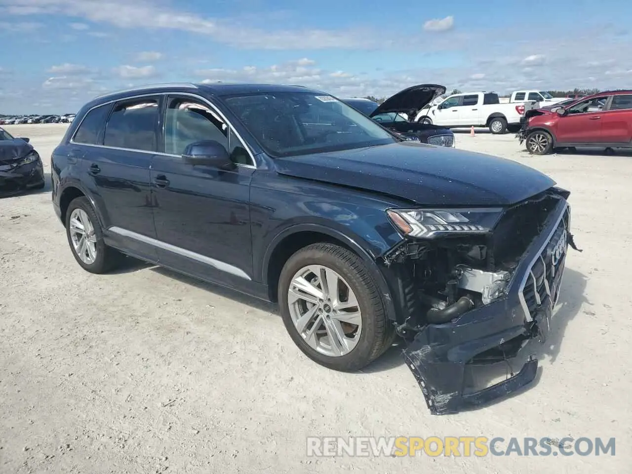4 fotografías del automóvil dañado WA1LCBF73RD002748 AUDI Q7 2024