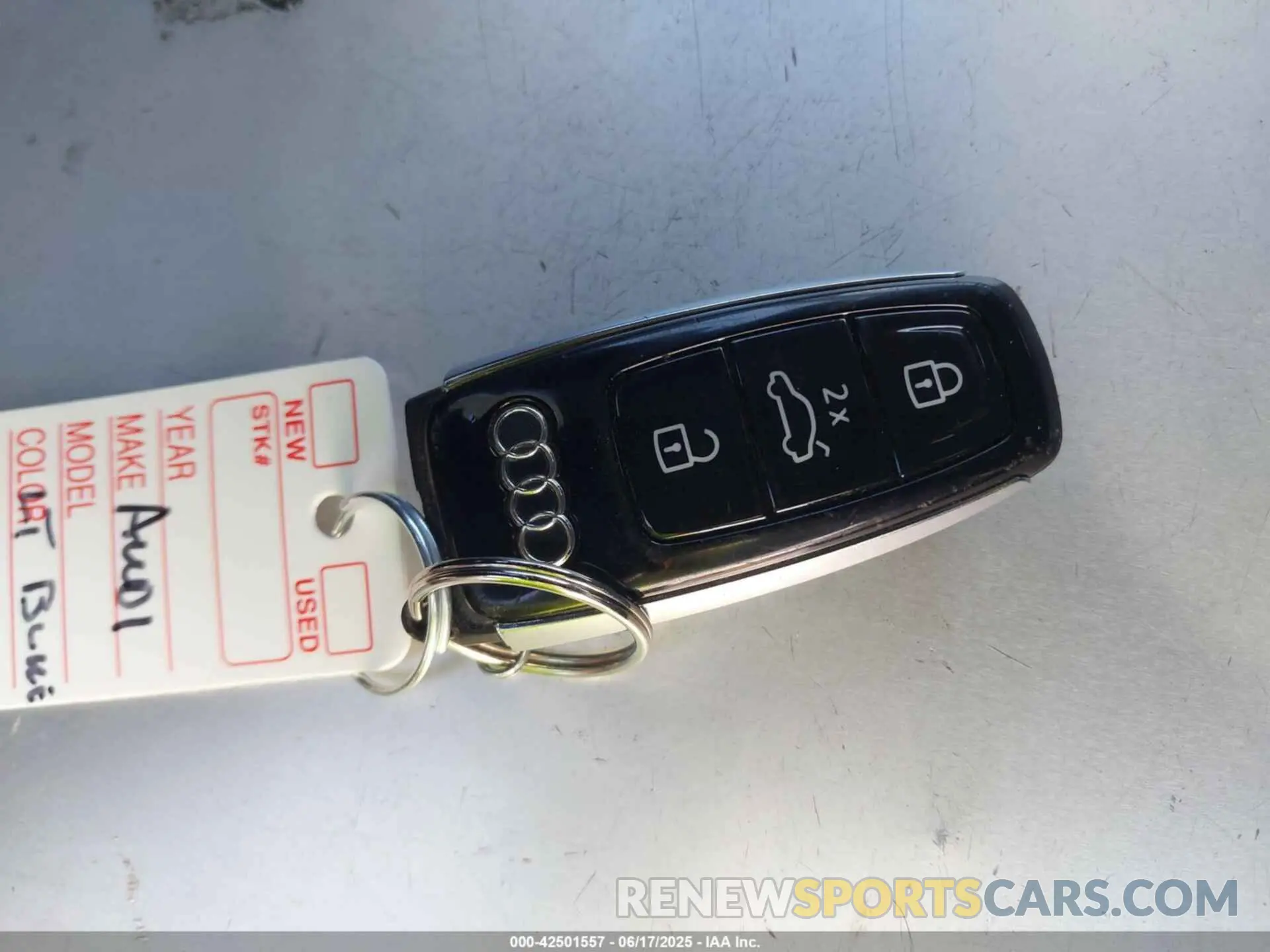 11 fotografías del automóvil dañado WA1LXBF72RD006200 AUDI Q7 2024