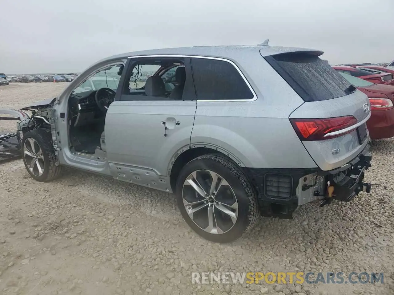 2 fotografías del automóvil dañado WA1LXBF75RD002660 AUDI Q7 2024