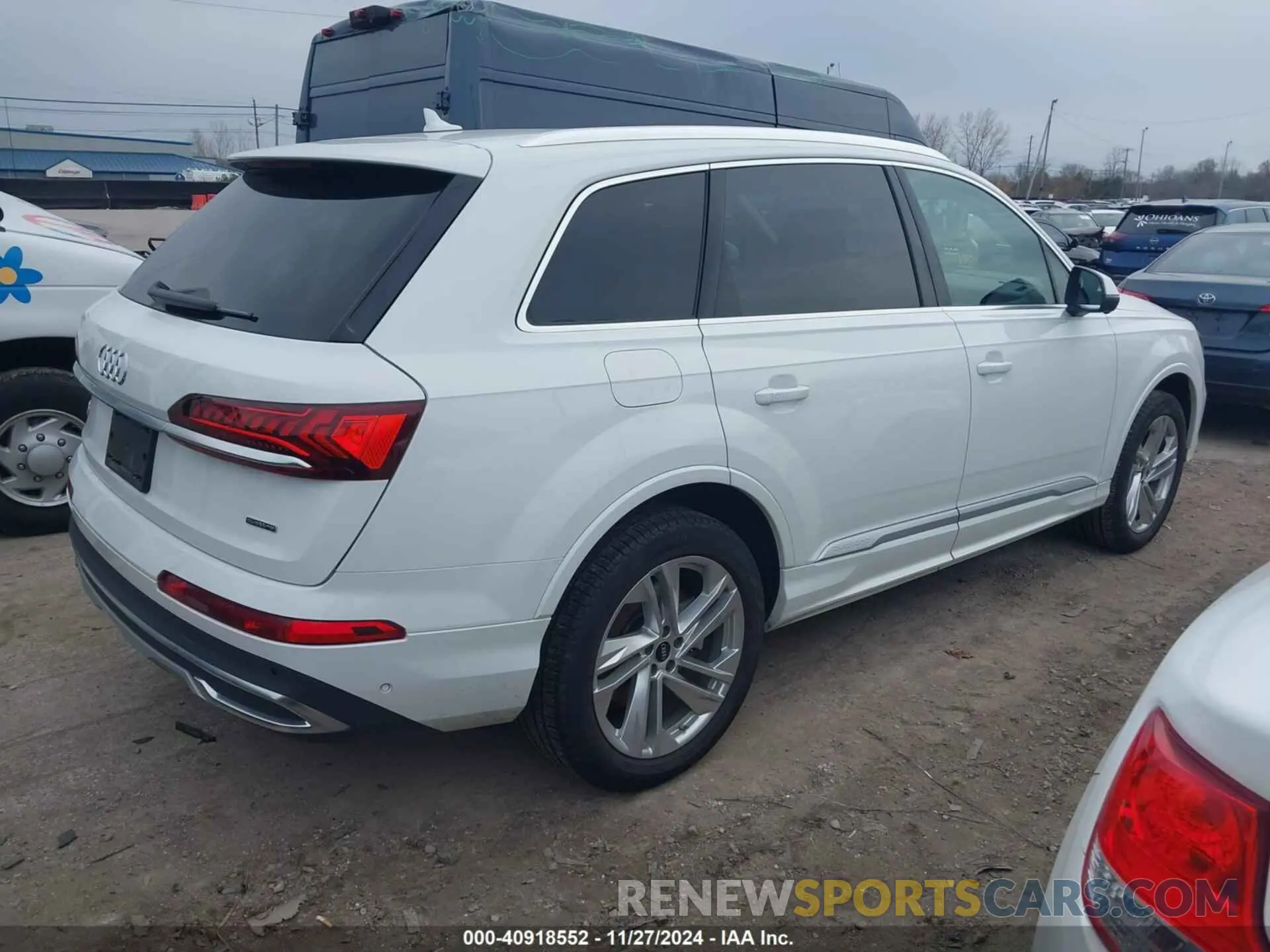 4 fotografías del automóvil dañado WA1LXBF7XRD006770 AUDI Q7 2024