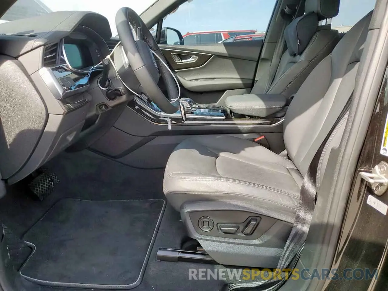 7 fotografías del automóvil dañado WA1ACBF79SD004081 AUDI Q7 2025