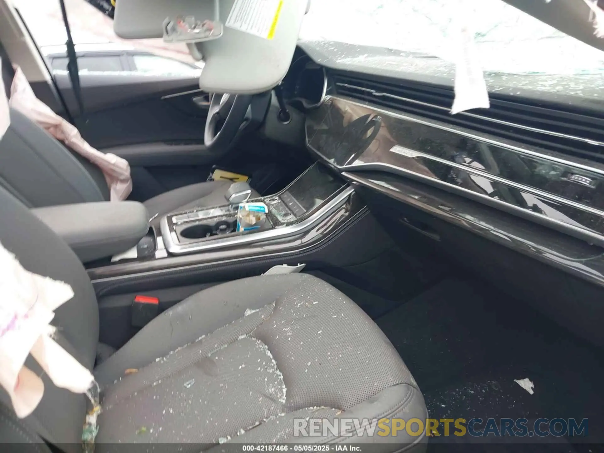 5 fotografías del automóvil dañado WA1LVBF7XSD017201 AUDI Q7 2025