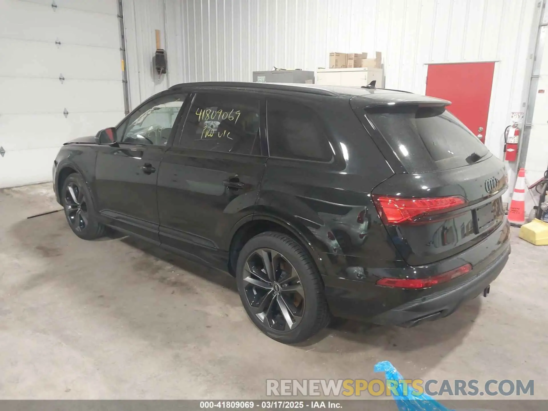 3 fotografías del automóvil dañado WA1VVBF74SD010351 AUDI Q7 2025