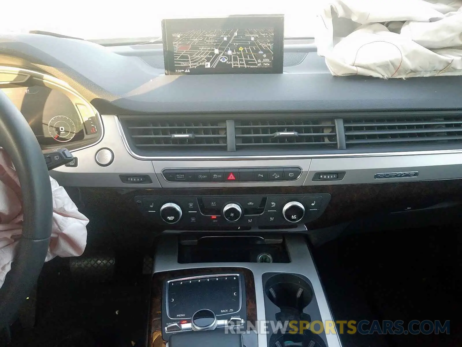 9 fotografías del automóvil dañado WA1LHAF76KD027418 AUDI Q7 PREMIUM 2019