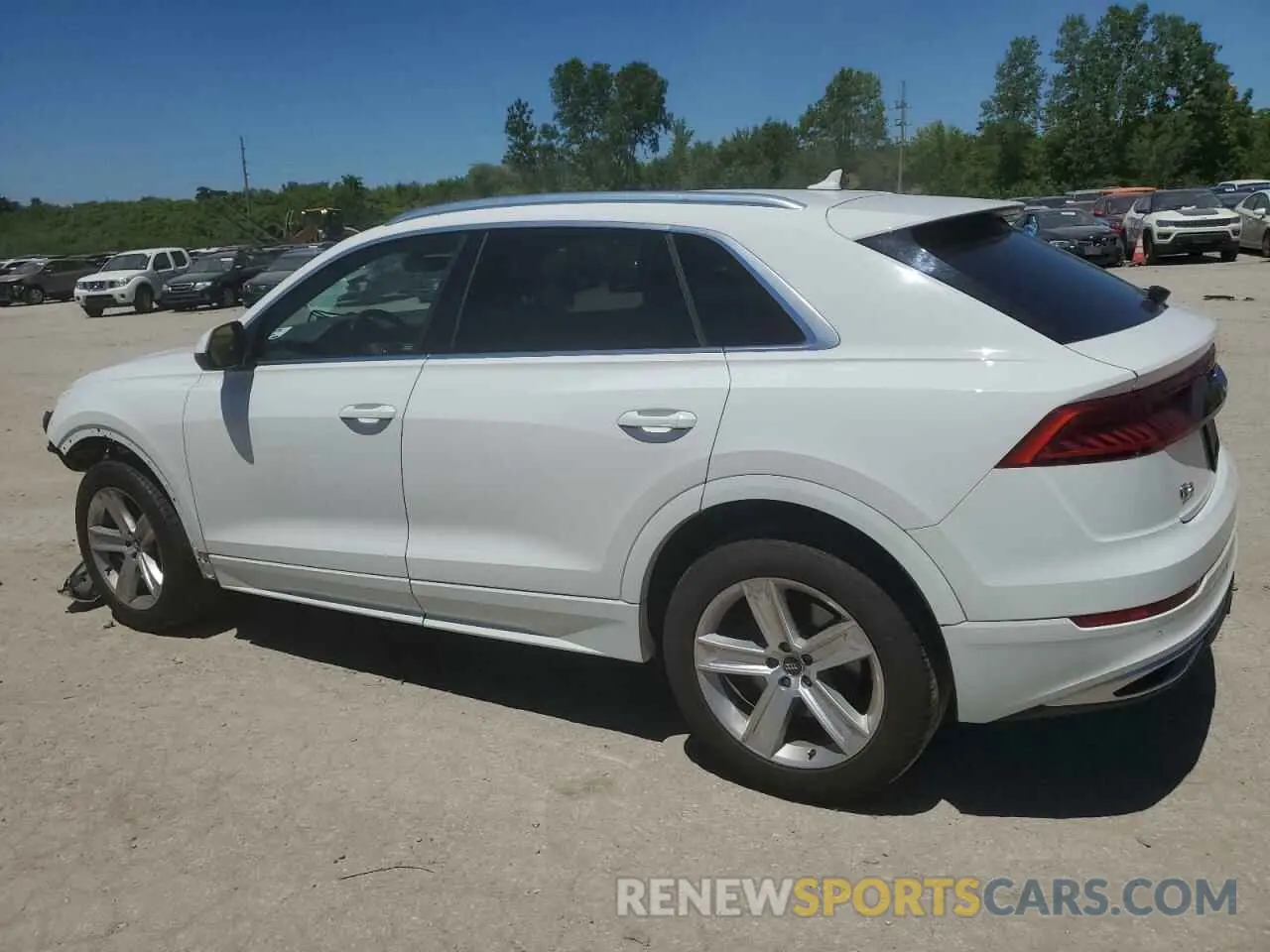 2 fotografías del automóvil dañado WA1AVAF11KD010330 AUDI Q8 2019