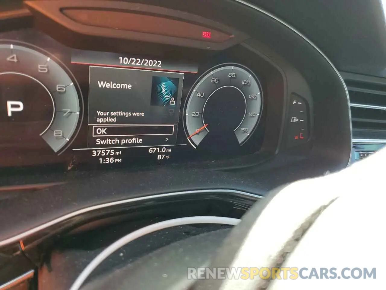 8 fotografías del automóvil dañado WA1AVAF17KD013278 AUDI Q8 2019