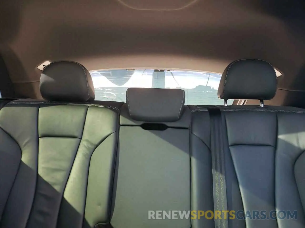 10 fotografías del automóvil dañado WA1AVAF17KD018660 AUDI Q8 2019