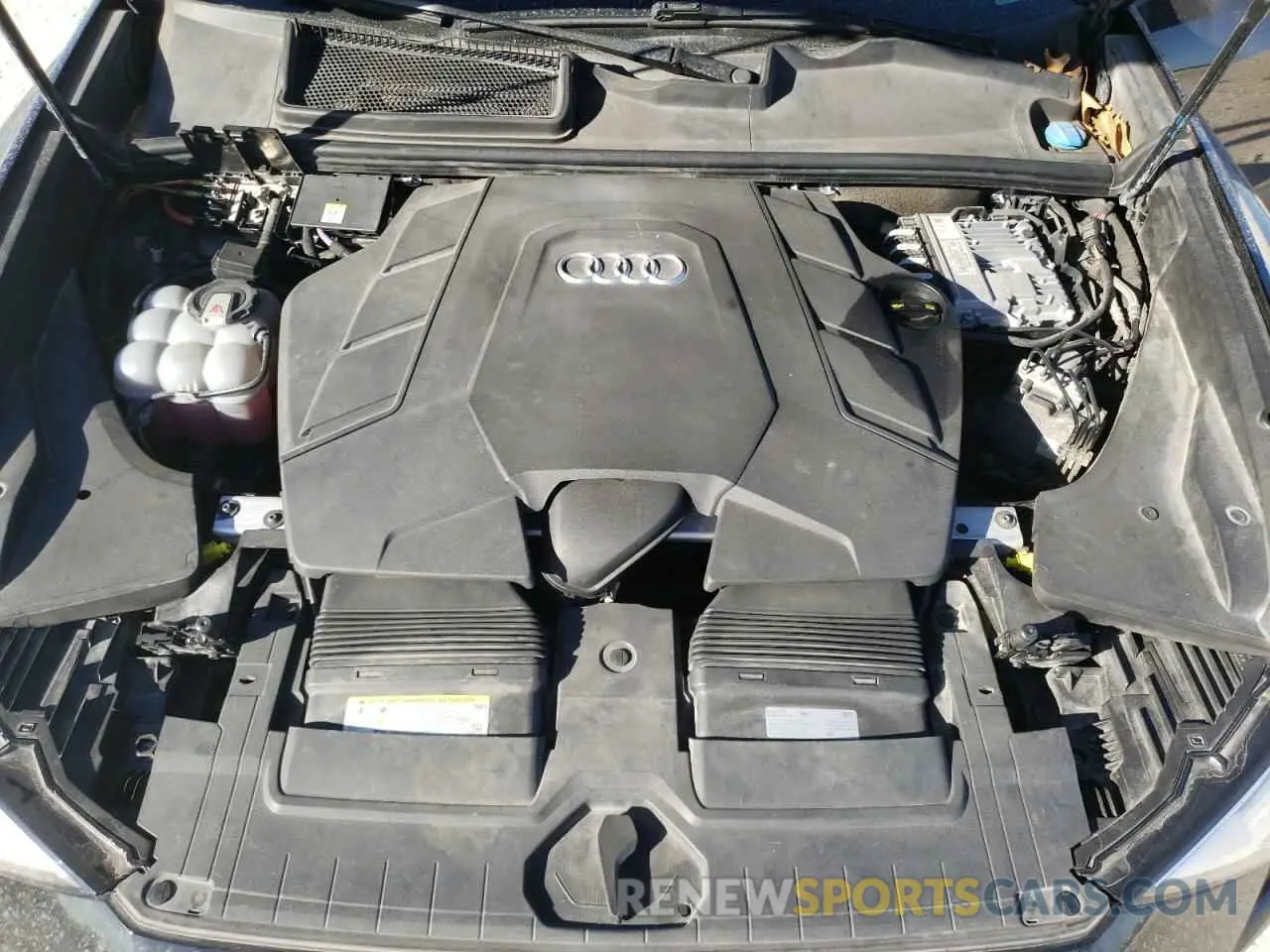 12 fotografías del automóvil dañado WA1AVAF17KD018660 AUDI Q8 2019