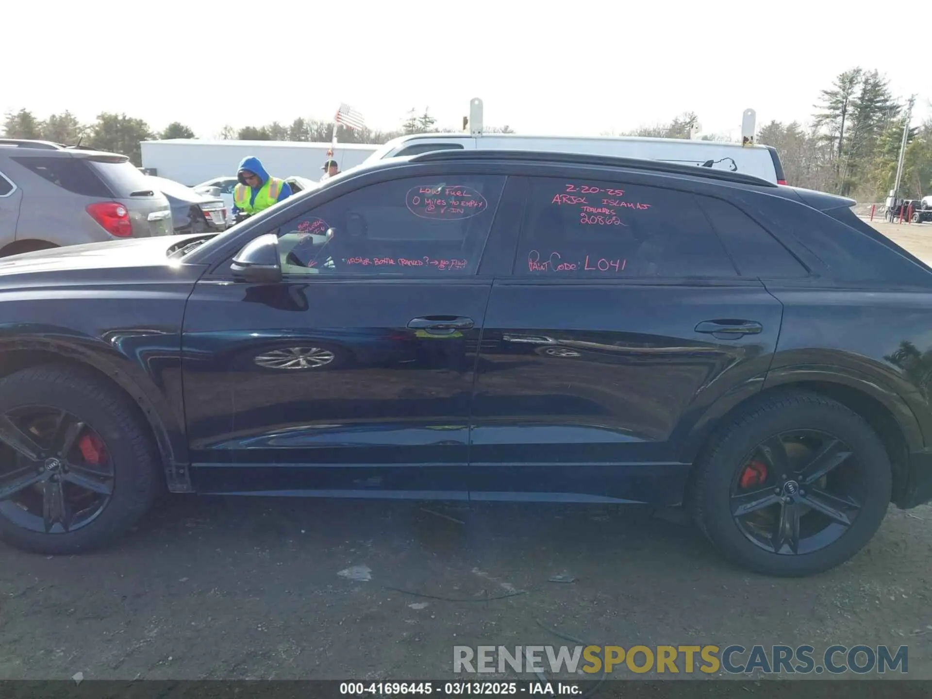 14 fotografías del automóvil dañado WA1AVAF18KD016156 AUDI Q8 2019