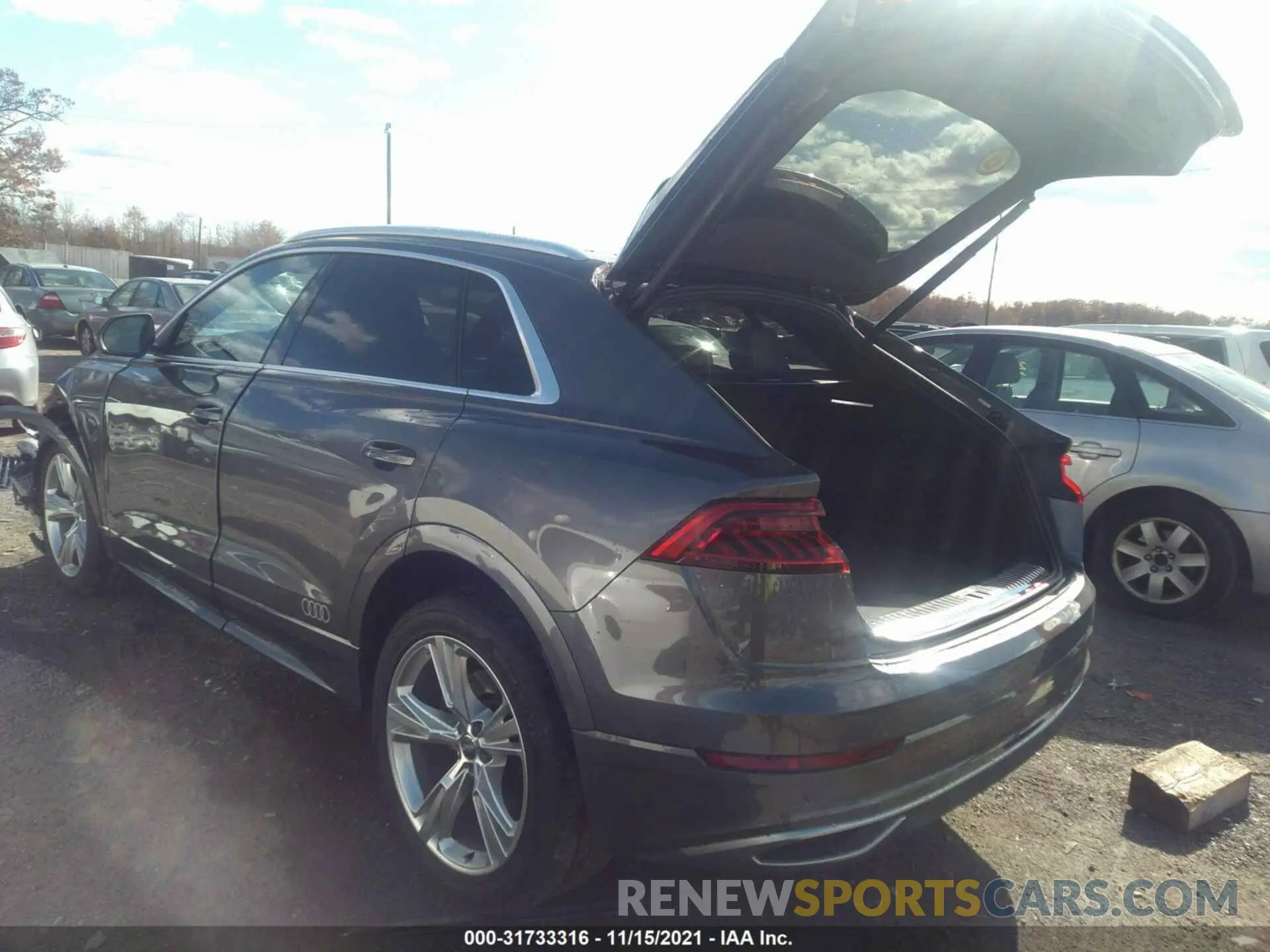 3 fotografías del automóvil dañado WA1AVAF19KD028512 AUDI Q8 2019