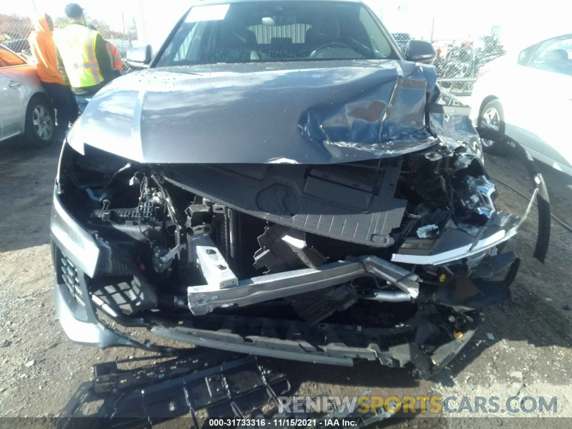 6 fotografías del automóvil dañado WA1AVAF19KD028512 AUDI Q8 2019