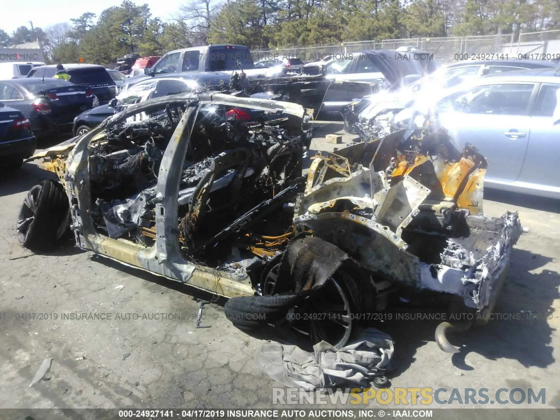 3 fotografías del automóvil dañado WA1BVAF11KD022000 AUDI Q8 2019