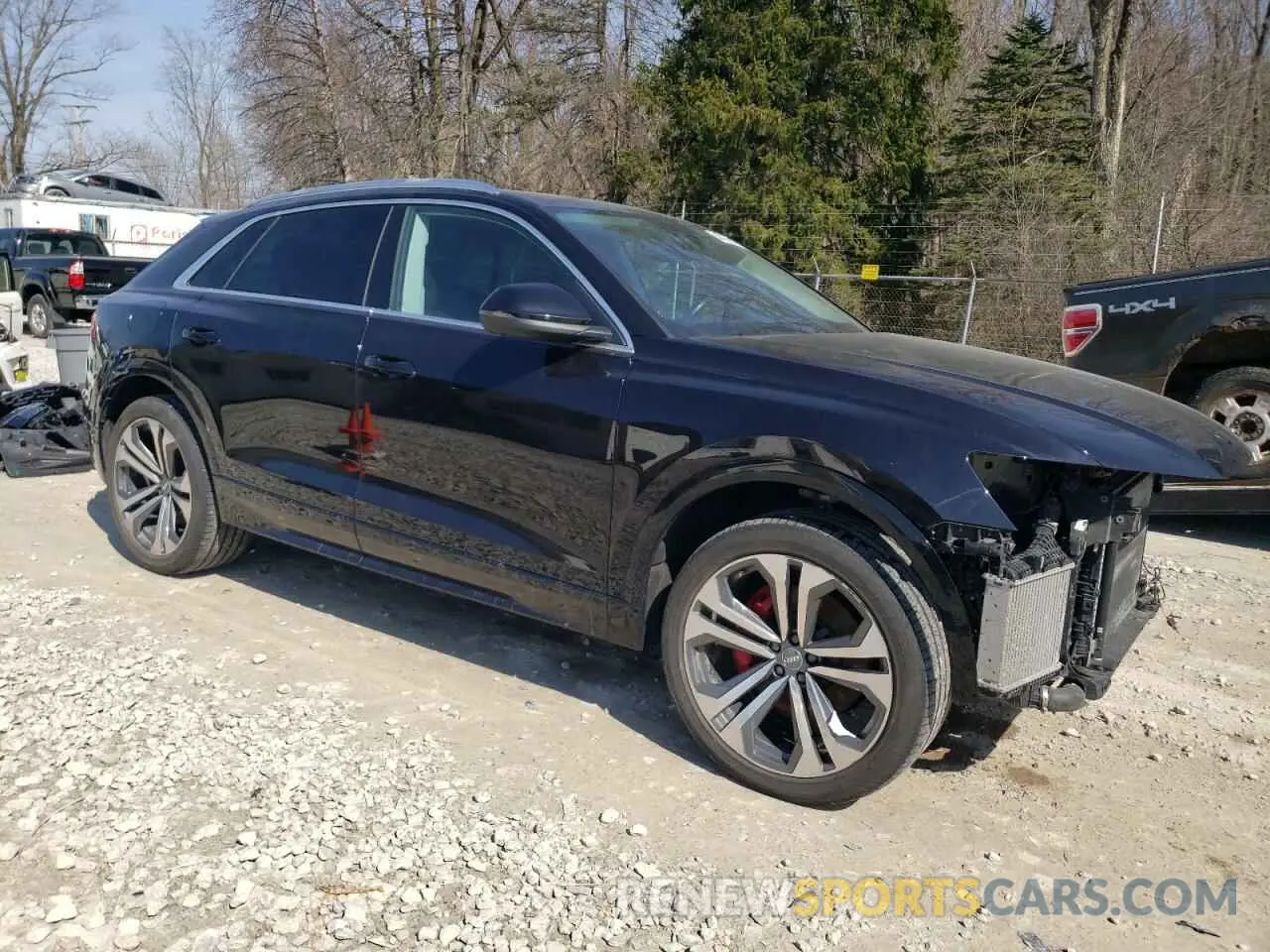 4 fotografías del automóvil dañado WA1BVAF11KD037936 AUDI Q8 2019