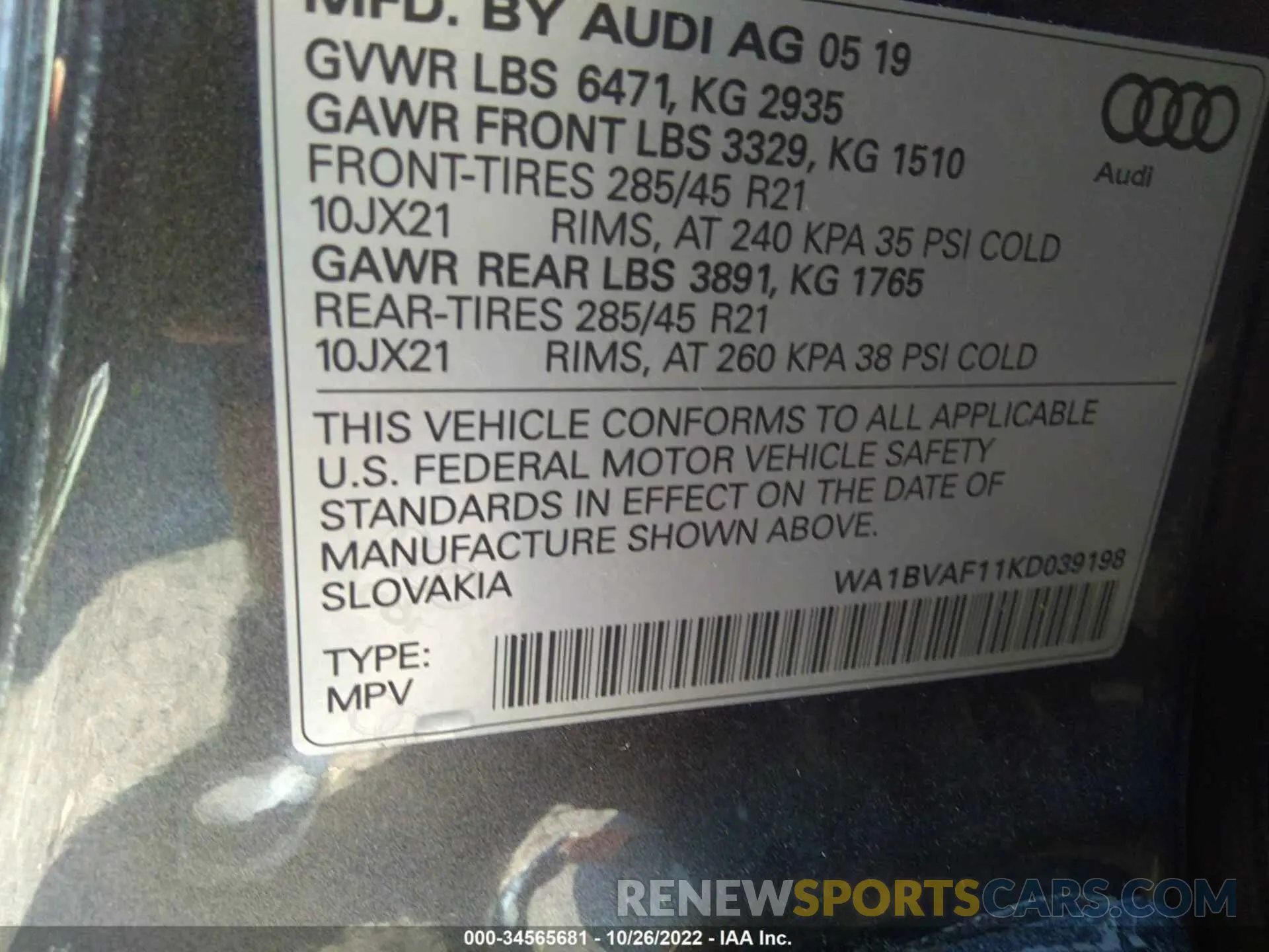 9 fotografías del automóvil dañado WA1BVAF11KD039198 AUDI Q8 2019