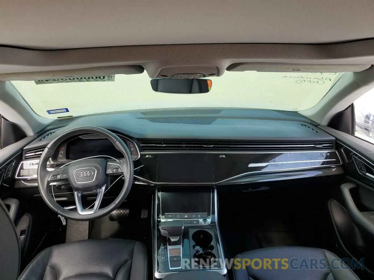8 fotografías del automóvil dañado WA1BVAF12KD043583 AUDI Q8 2019