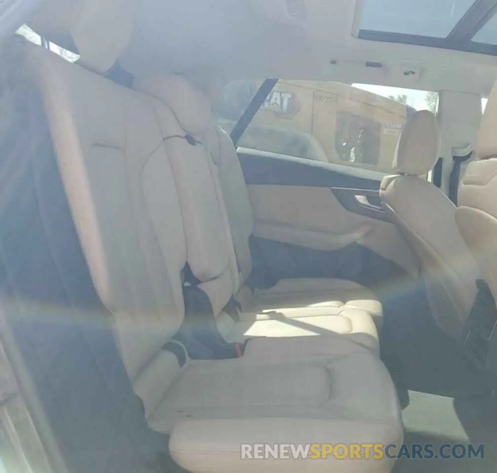 11 fotografías del automóvil dañado WA1BVAF19KD015893 AUDI Q8 2019