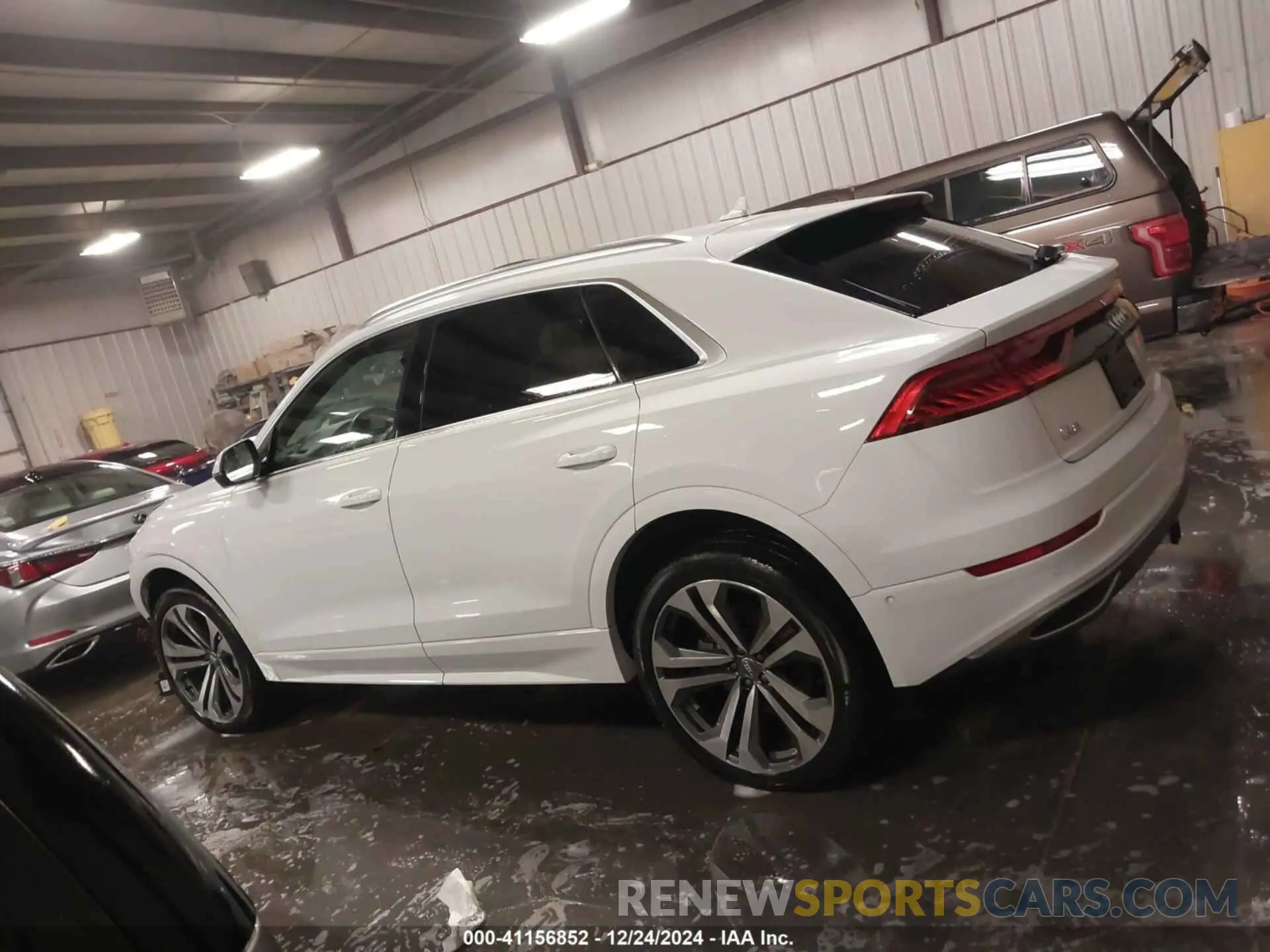 13 fotografías del automóvil dañado WA1CVAF12KD032250 AUDI Q8 2019