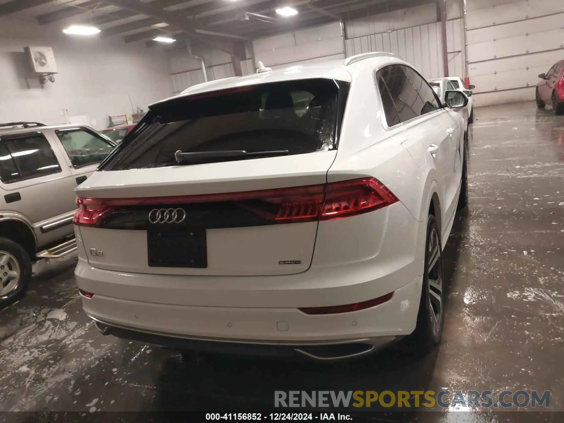 15 fotografías del automóvil dañado WA1CVAF12KD032250 AUDI Q8 2019