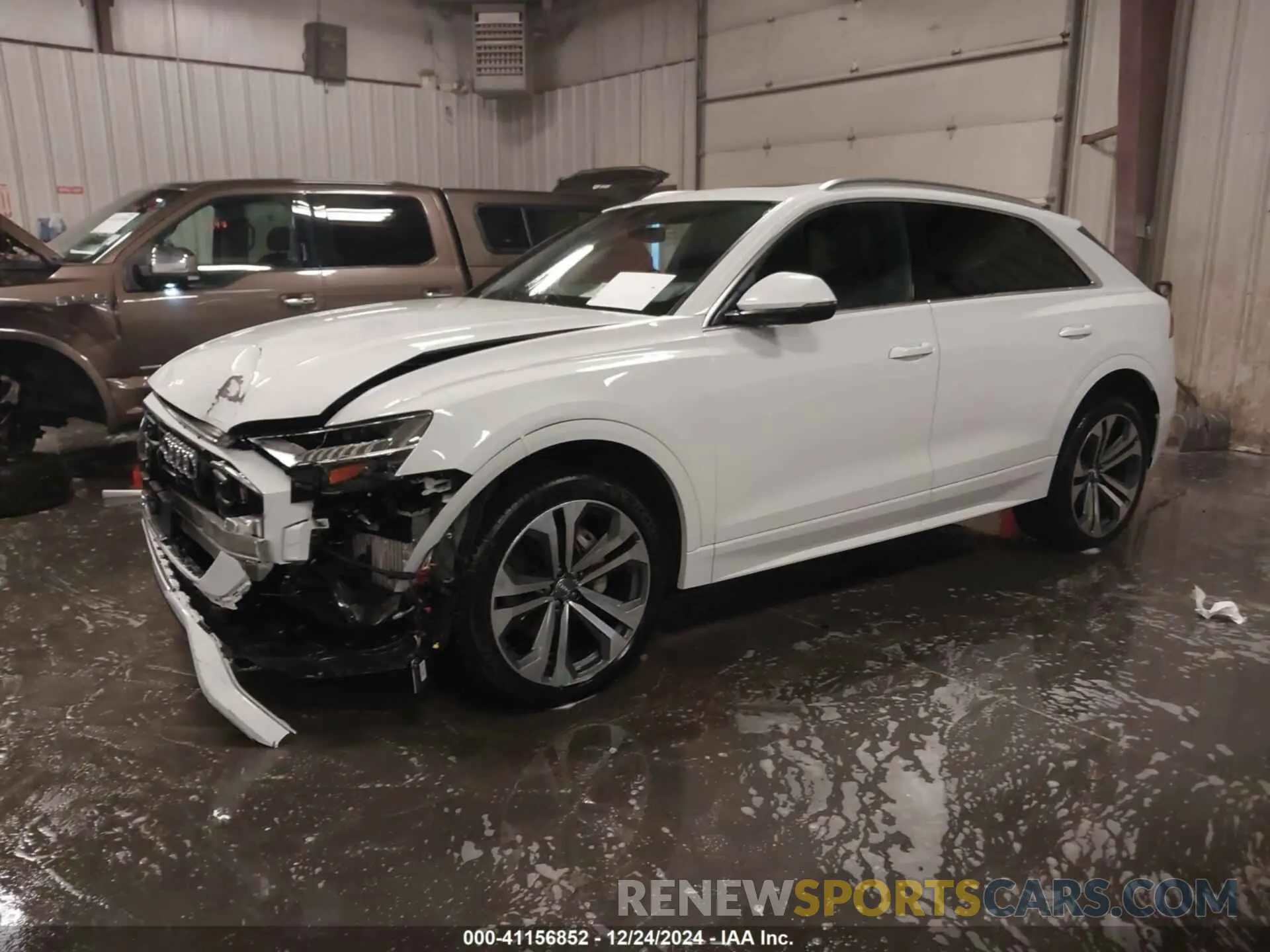 2 fotografías del automóvil dañado WA1CVAF12KD032250 AUDI Q8 2019