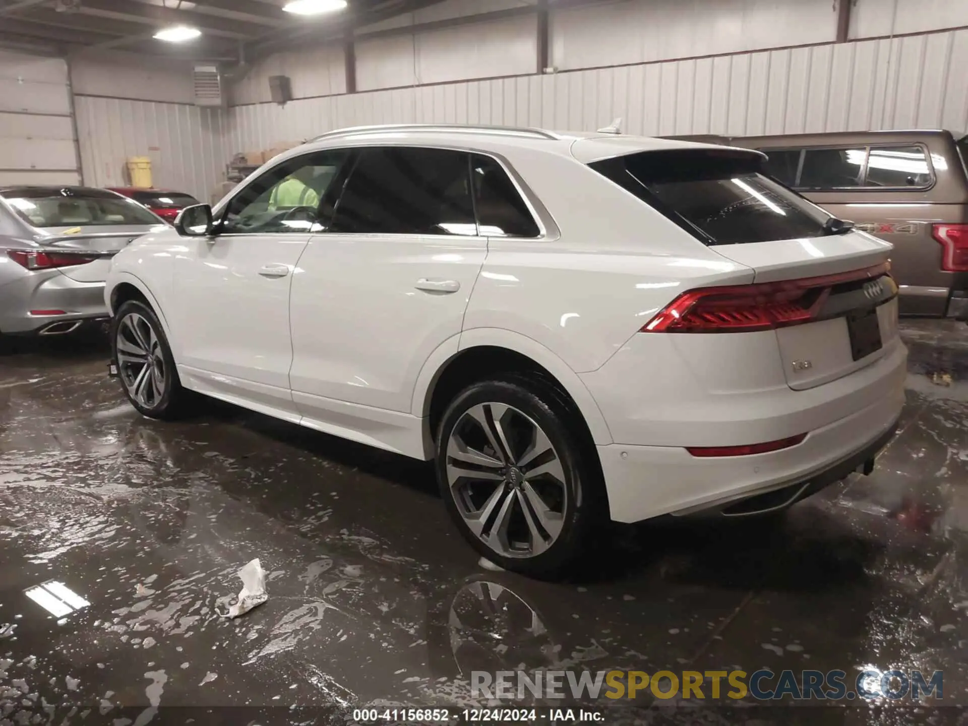 3 fotografías del automóvil dañado WA1CVAF12KD032250 AUDI Q8 2019