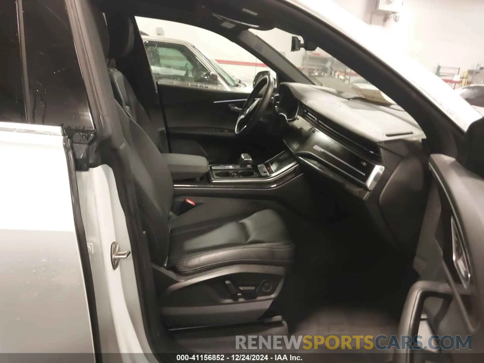 5 fotografías del automóvil dañado WA1CVAF12KD032250 AUDI Q8 2019