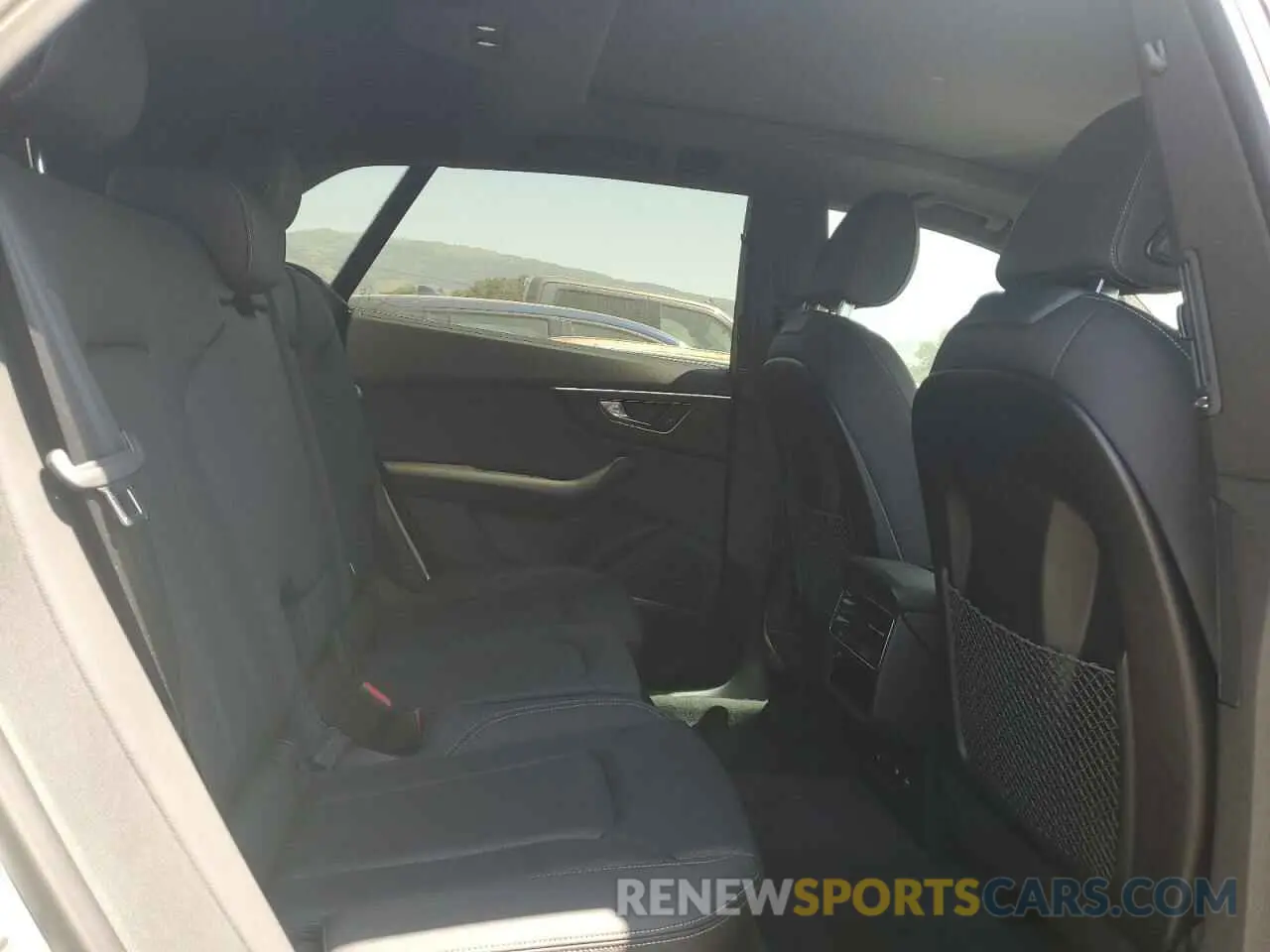 11 fotografías del automóvil dañado WA1CVAF14KD033769 AUDI Q8 2019