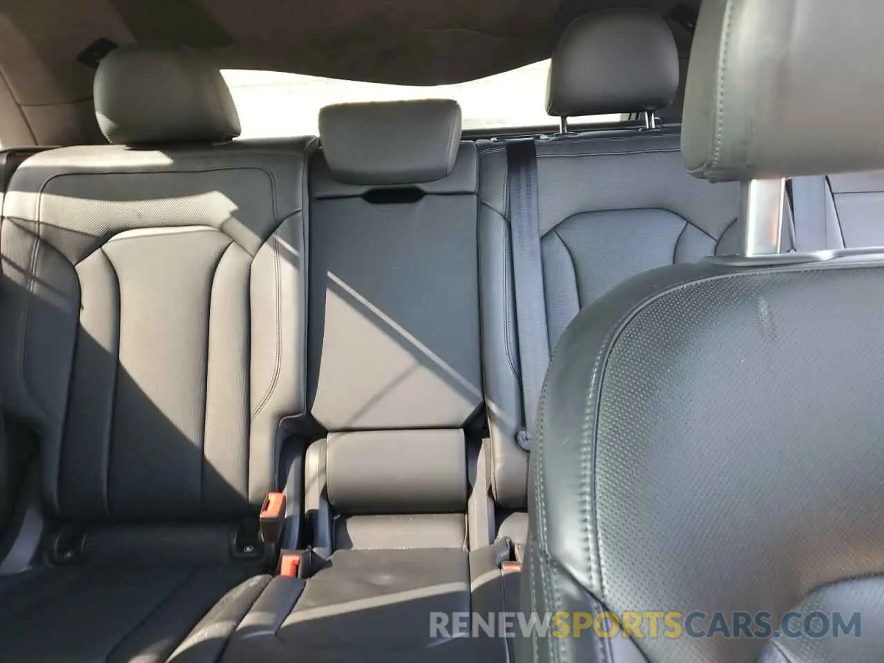 10 fotografías del automóvil dañado WA1CVAF18KD031040 AUDI Q8 2019