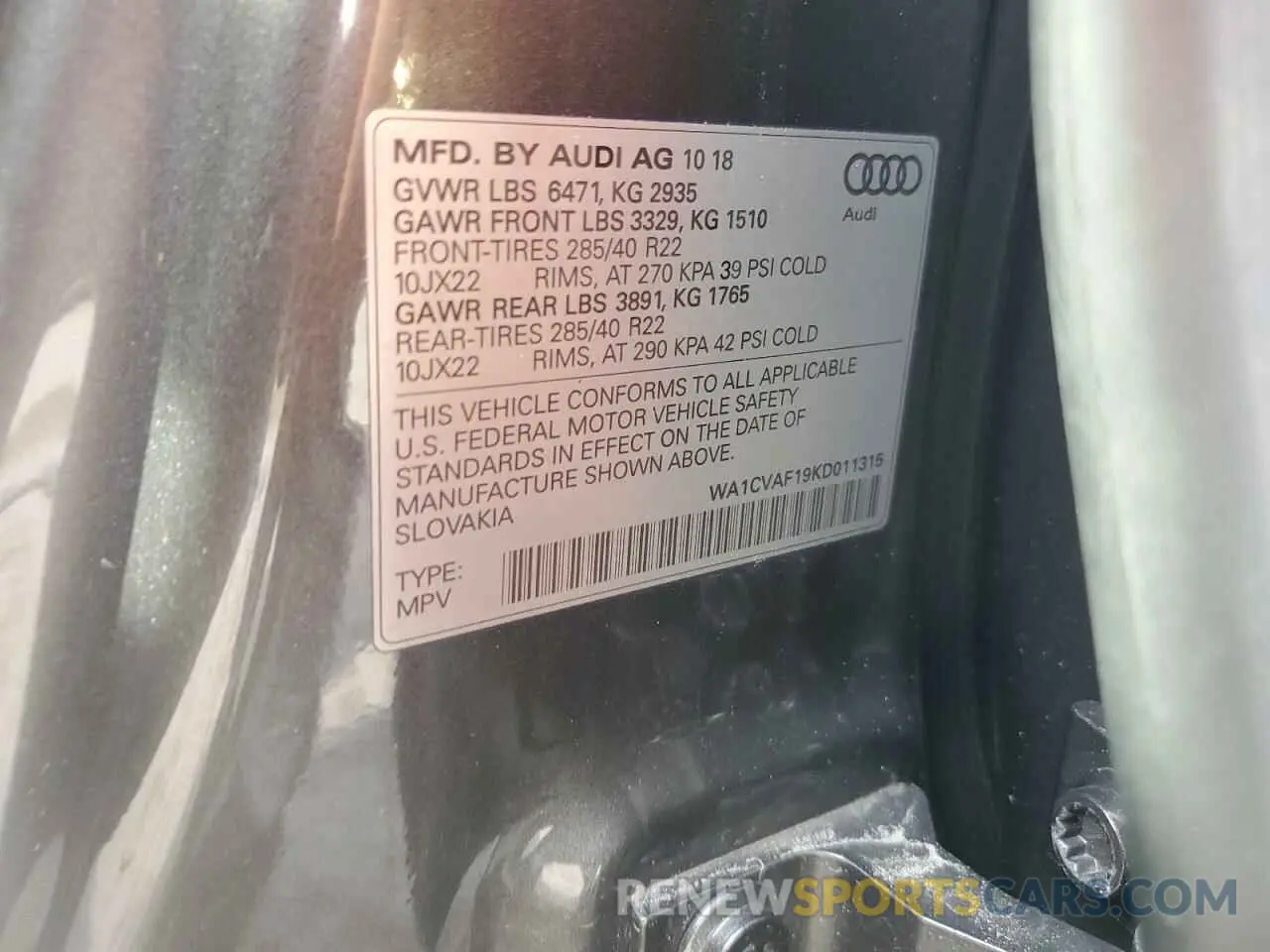 13 fotografías del automóvil dañado WA1CVAF19KD011315 AUDI Q8 2019