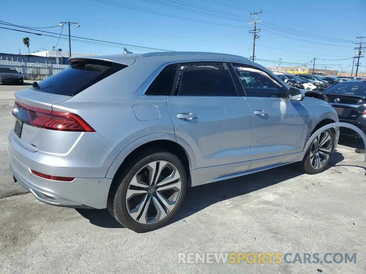 3 fotografías del automóvil dañado WA1CVAF1XKD026566 AUDI Q8 2019