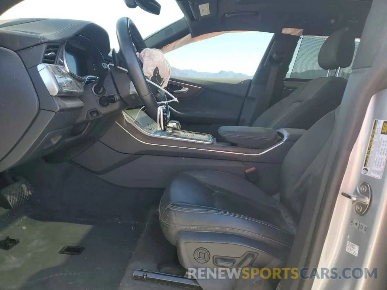 7 fotografías del automóvil dañado WA1CVAF1XKD026566 AUDI Q8 2019