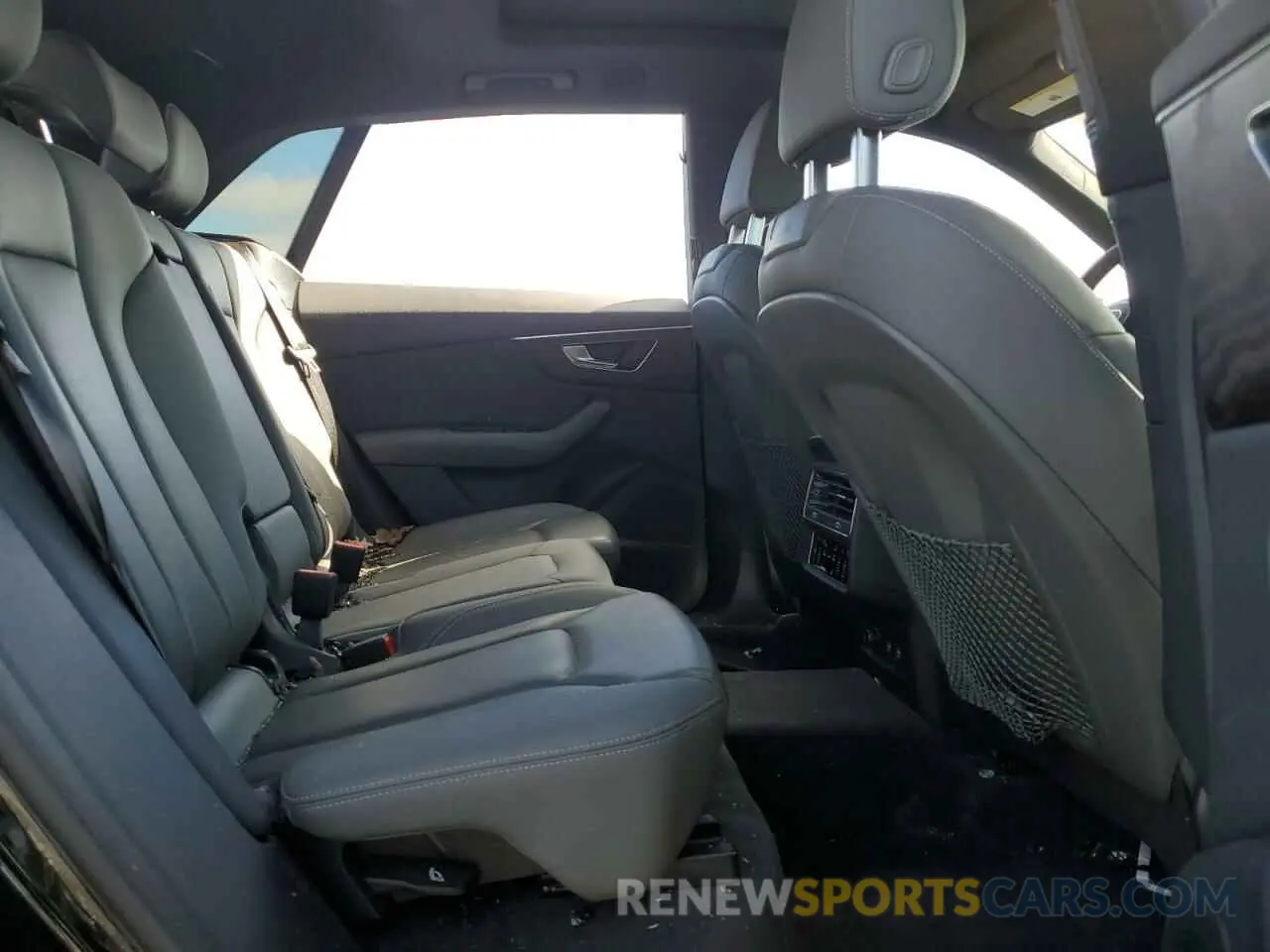 11 fotografías del automóvil dañado WA1EVAF12KD016865 AUDI Q8 2019
