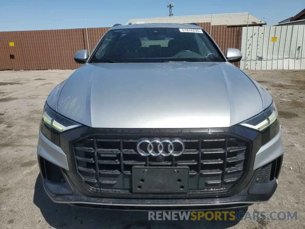 5 fotografías del automóvil dañado WA1EVAF13KD021055 AUDI Q8 2019