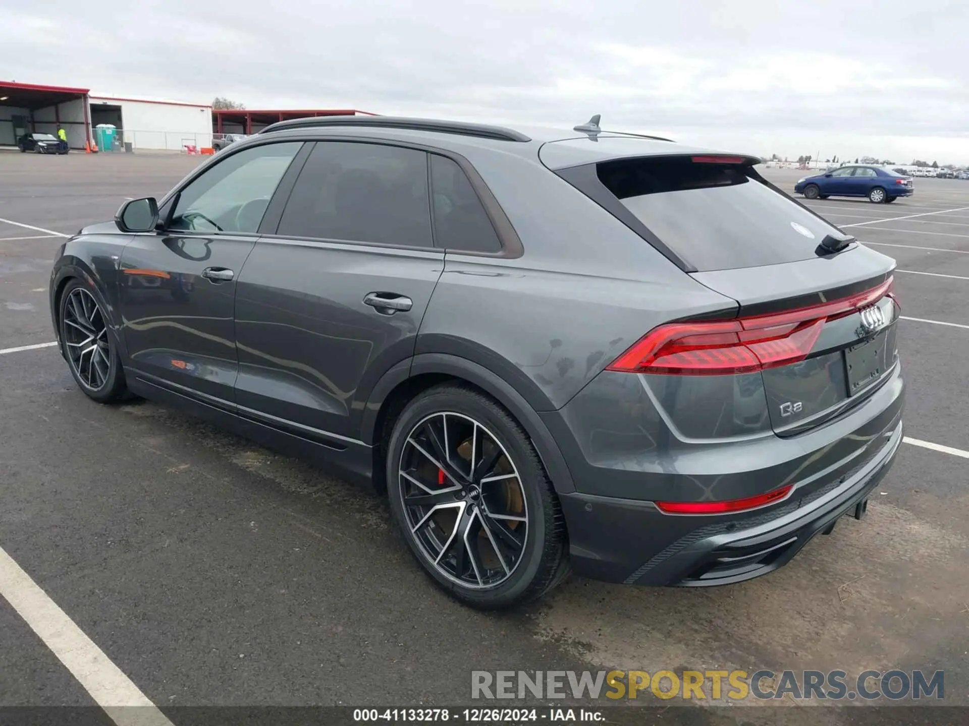 3 fotografías del automóvil dañado WA1EVAF17KD042362 AUDI Q8 2019