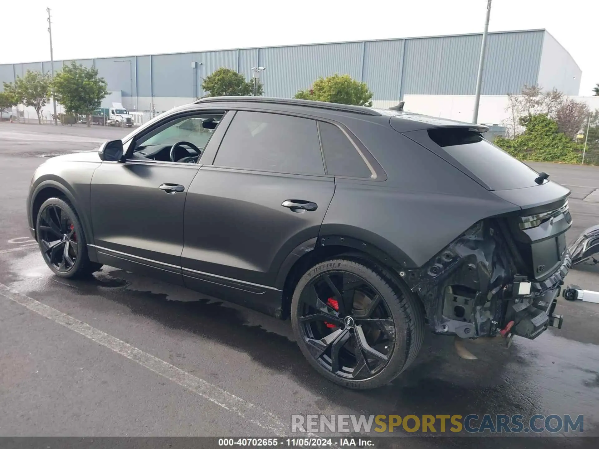 3 fotografías del automóvil dañado WA1EVAF19KD018208 AUDI Q8 2019